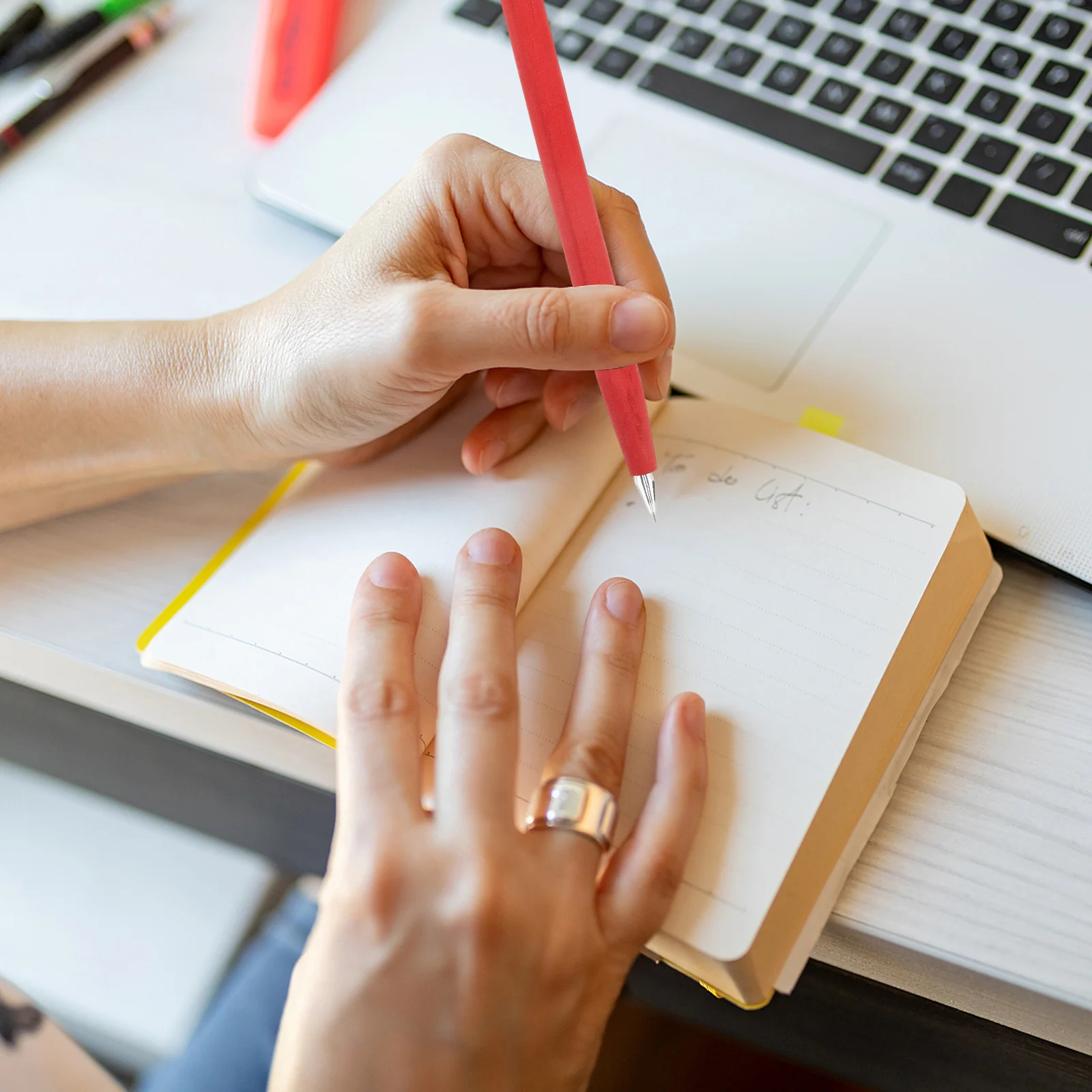 

Christmas Pens Snowman Shaped Wooden Carved Gel Ink Pen Unique Holiday Office School Party Favor Christmas Stationery