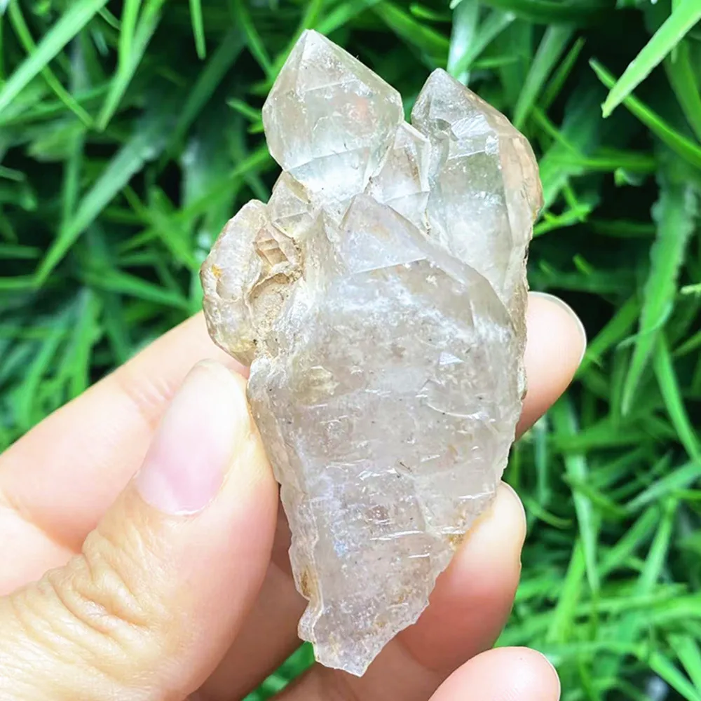 Natural quartz crystal white crystal backbone chakra home decoration ornaments