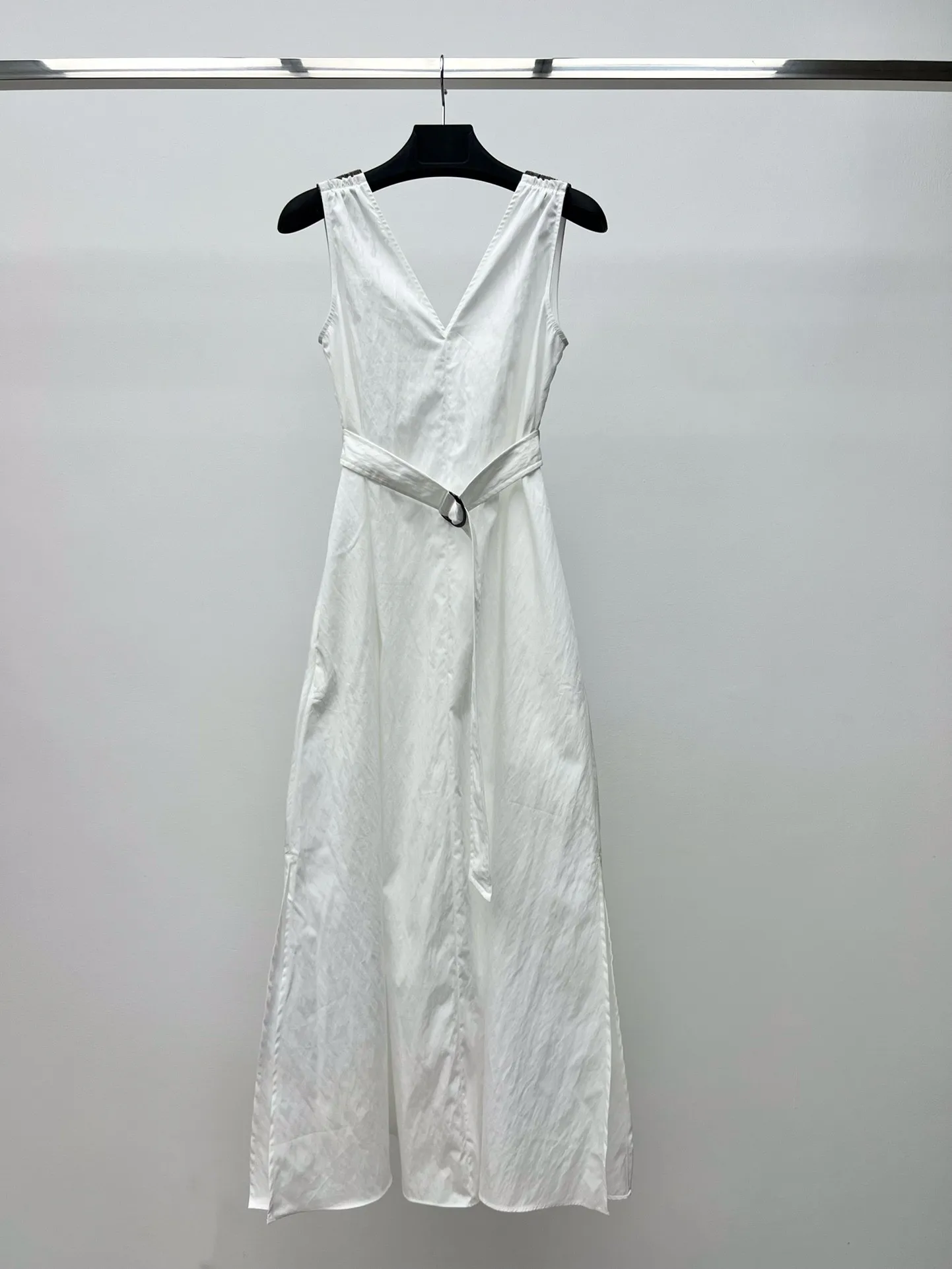 

2024 Women's Clothing Sleeveless V-neck belted white dress Spring Summer New 401