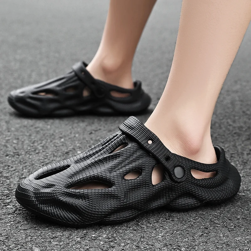 

New Men's Slippers Summer Soft EVA Beach Hole Shoes Outdoor Women's Slippers Anti Slip Designer Personalized Hollow Shoes 36-45