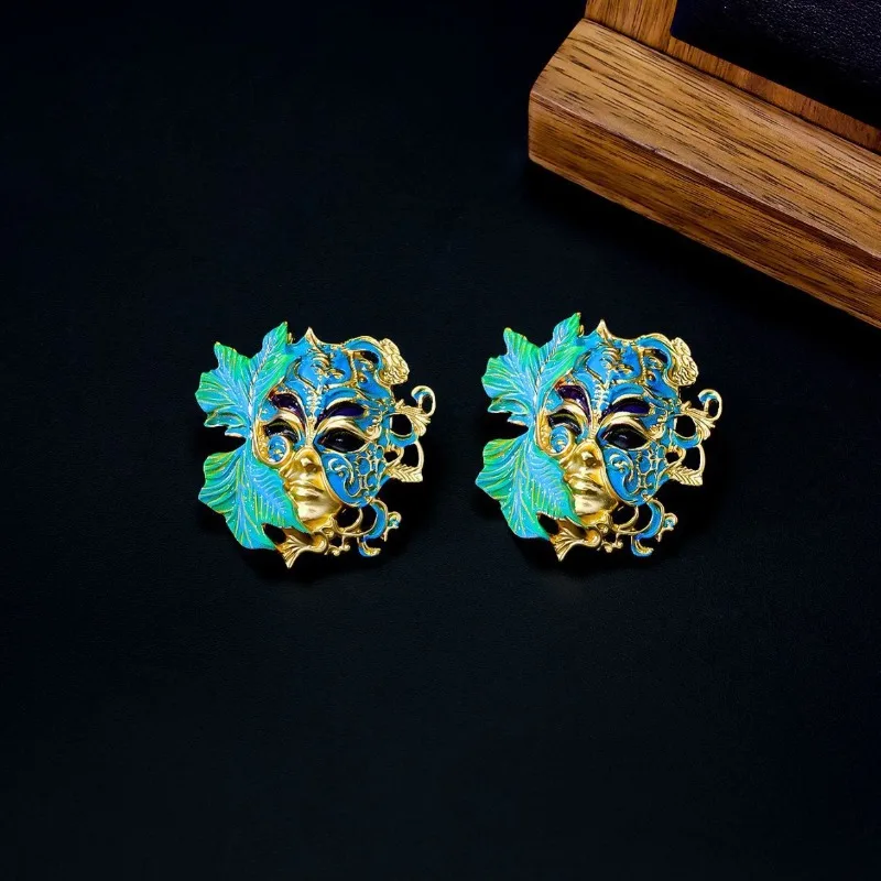 

Medieval Vintage Mask Enamel Earrings New Chinese Retro Three-dimensional Heavy Industry Mask Relief Earrings