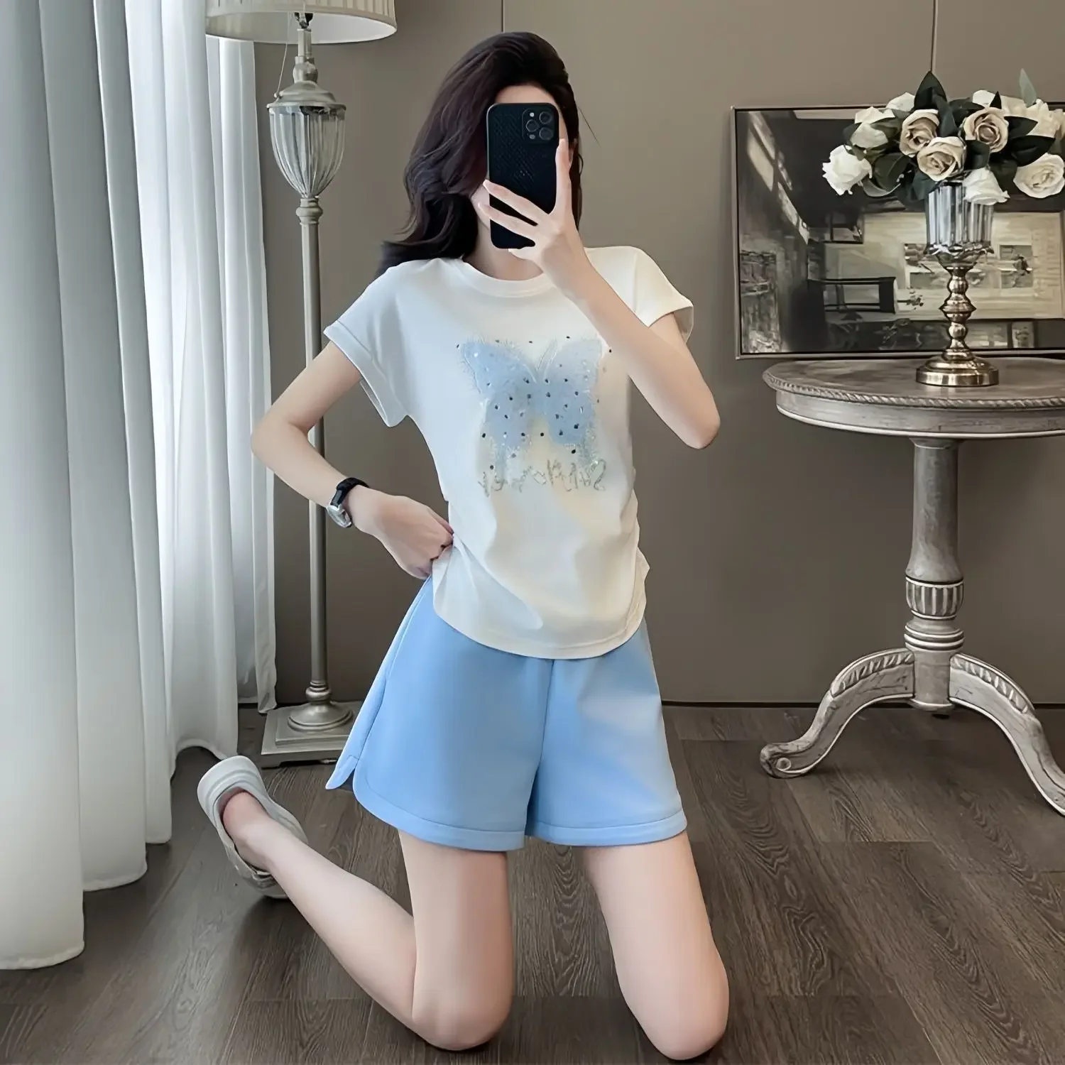 

Женские короткие комплекты со стразами, футболка из 2 предметов, хлопковые ансамбли с бабочками, пошивный верх и низ, женские шорты из двух частей