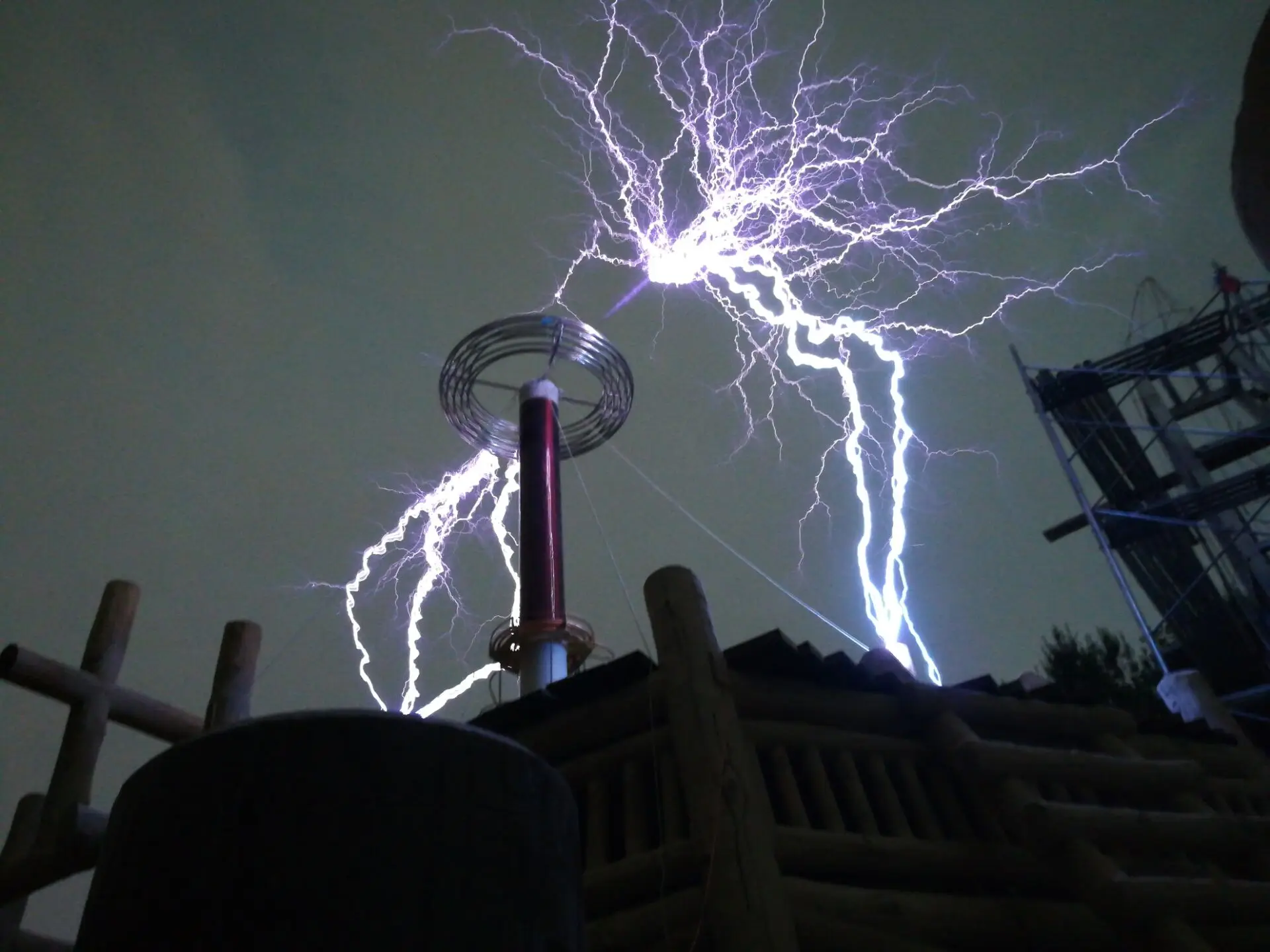 High Power Music Tesla Coil Technology Museum Exhibits Science and Education Electromagnetic Stage Magnetic Storm Coil