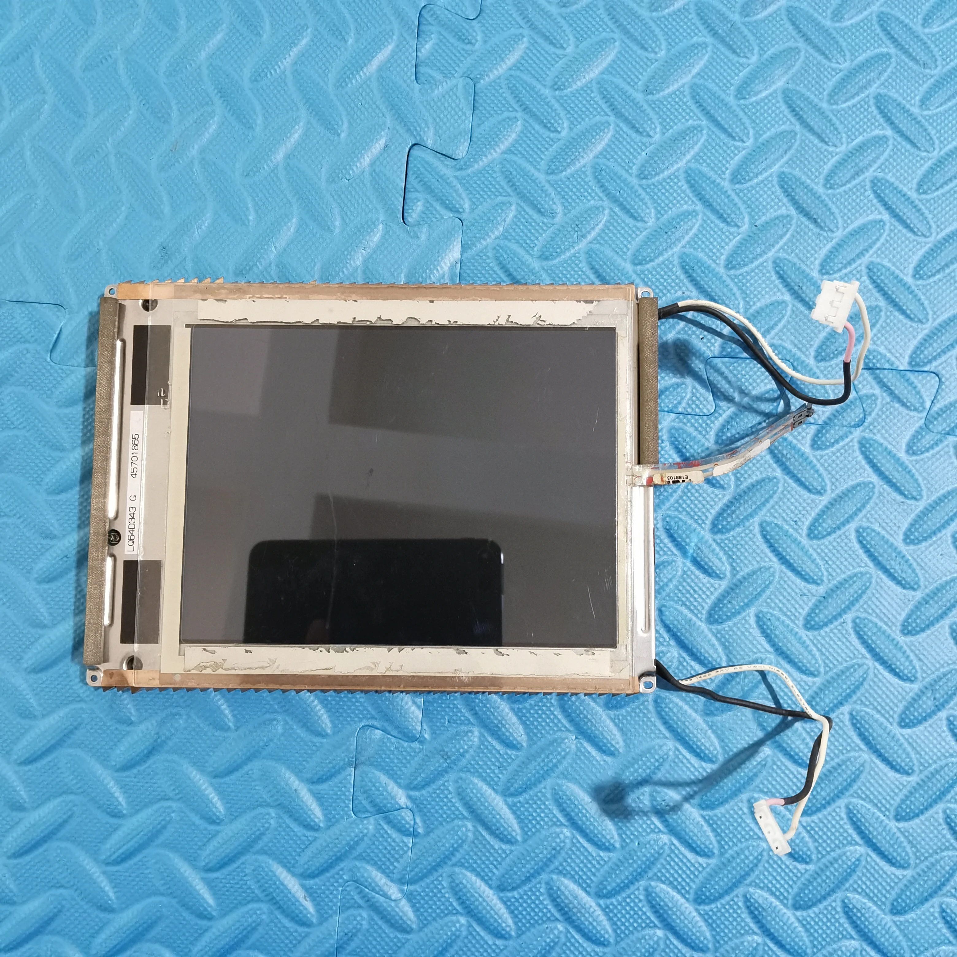 

LQ64D343 G LCD display screen