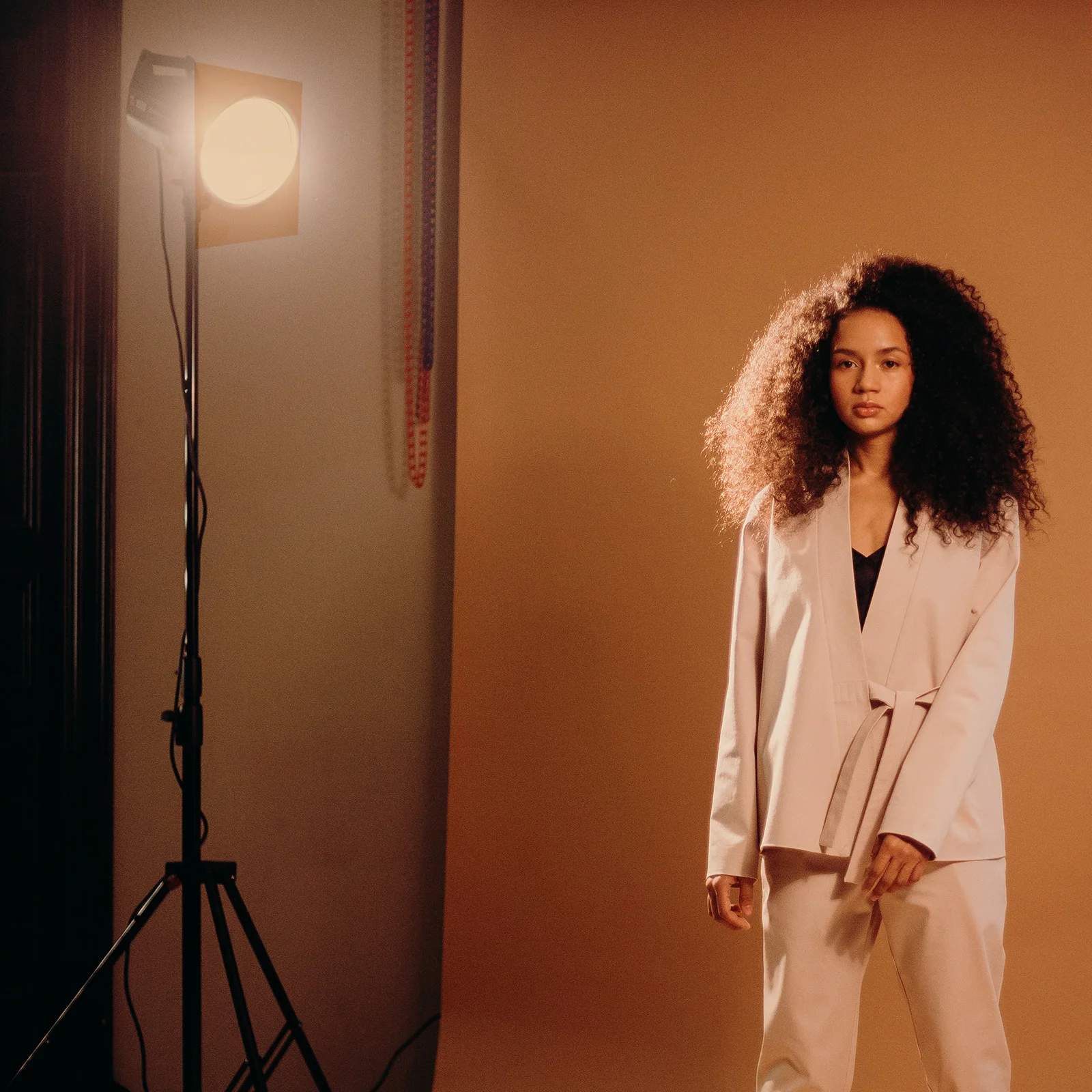 

6Pcs PVC Film Colored Filter Sheet Steady Color Temperature for Film Video Stage Theater Party Lighting Gel Sheets