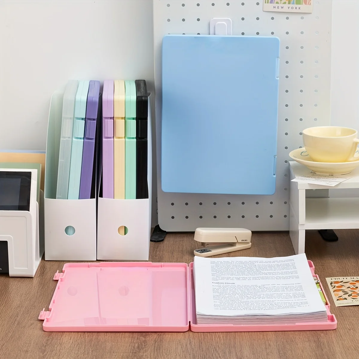 

Multifunctional Folder Writing Pad Test Paper Storage Box Clipboard Writing Board Storage Folder