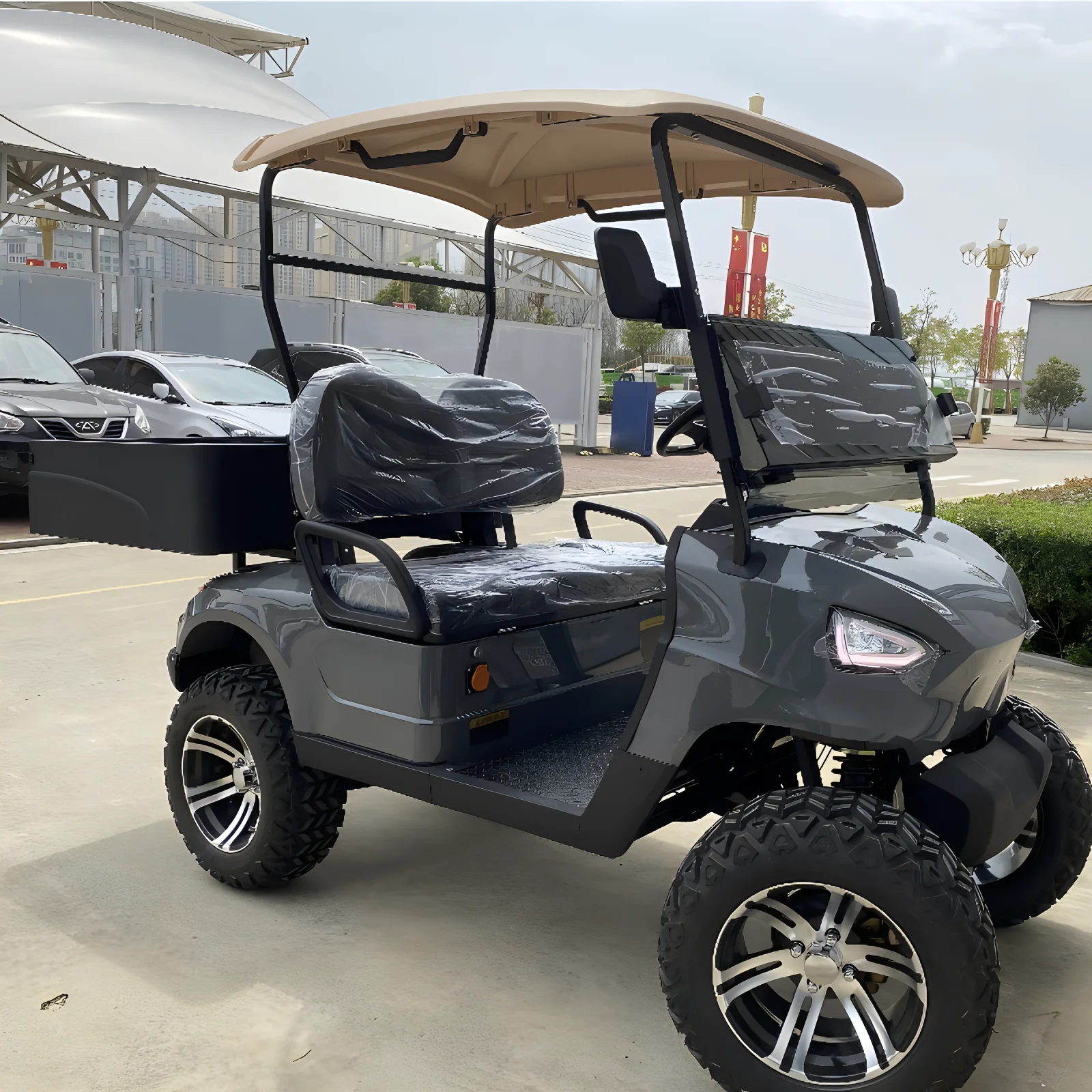 Small 2-seater electric car, 2-seater hunting high four-wheel car, battery driven electric golf cart