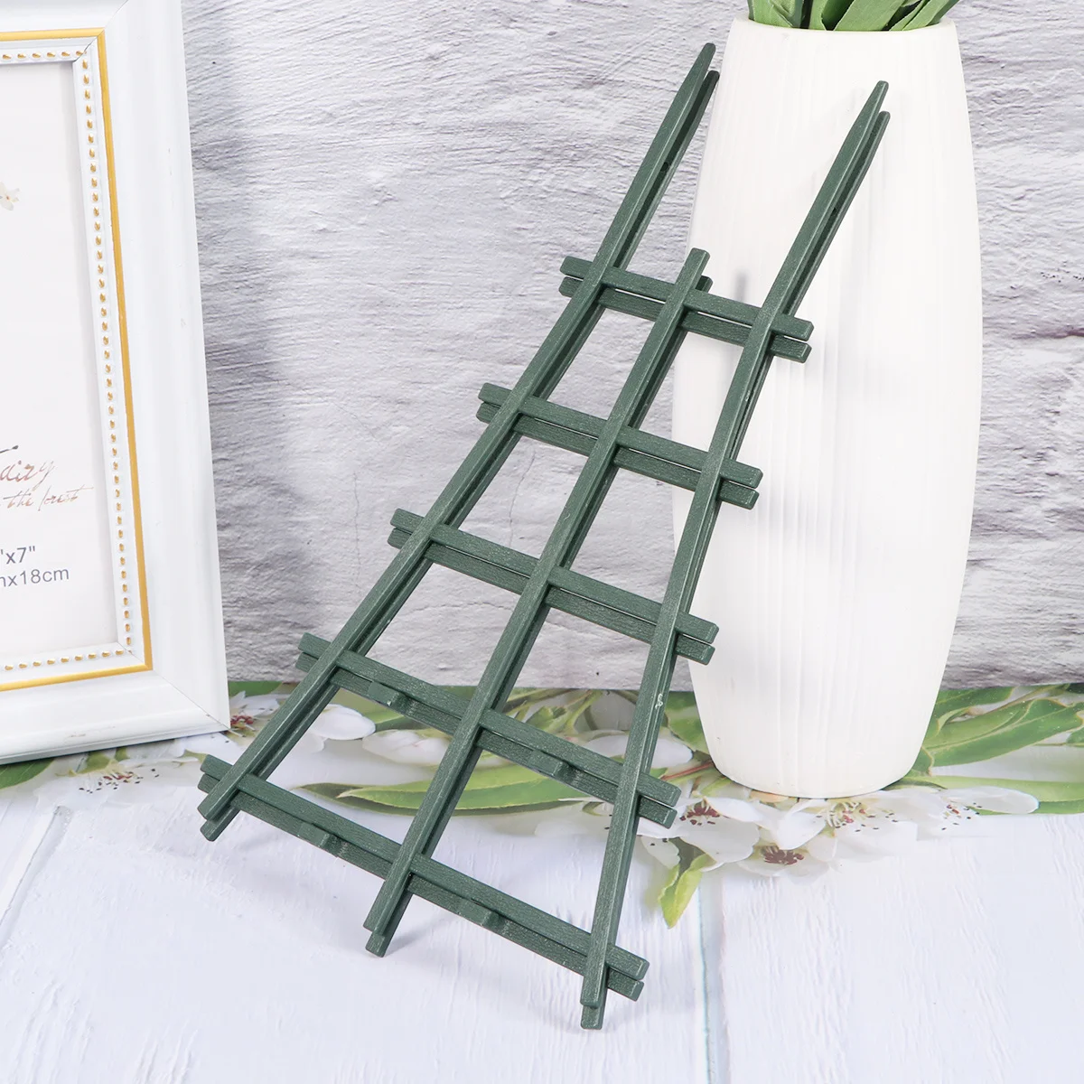 

10Pcs Compact Portable Flower Vine Individual Elegance Graceful DIY Gardening Potted Plant Holder Green