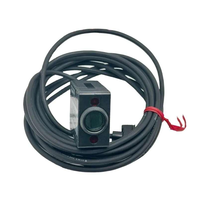 FT-H20 Nuevo sensor de flujo infrarrojo digital KEYENCE original de temperatura media y baja, stock grande disponible, bienvenido a consultar.