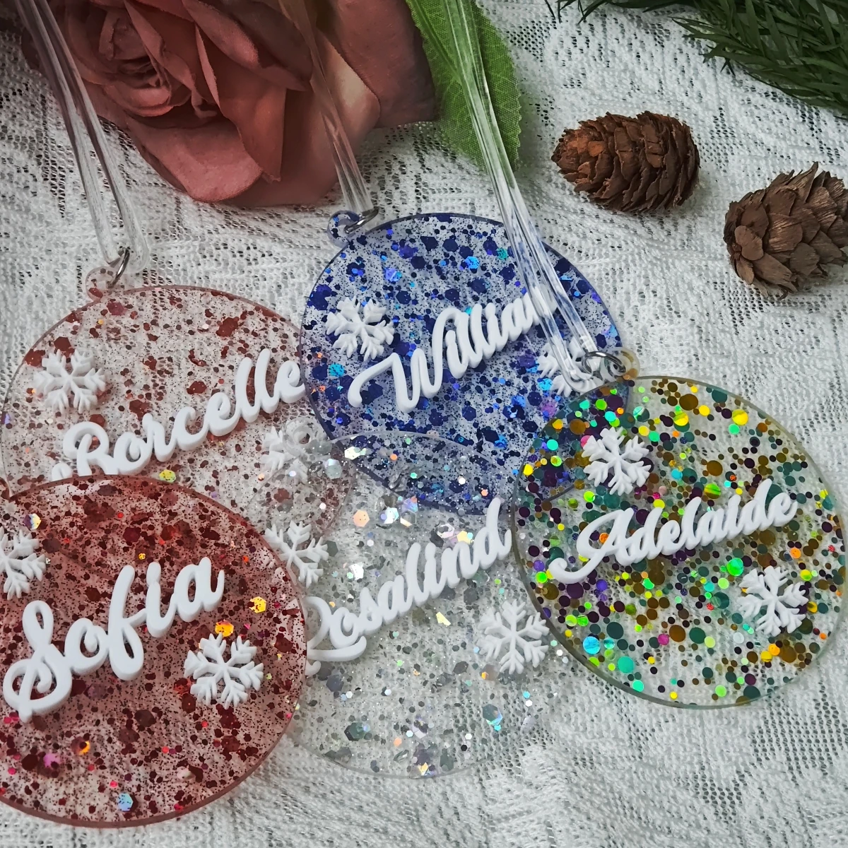 Customized Name Acrylic Keychain Family Christmas Pendant Gift for Family Christmas Tree Pendant Backpack Keychain