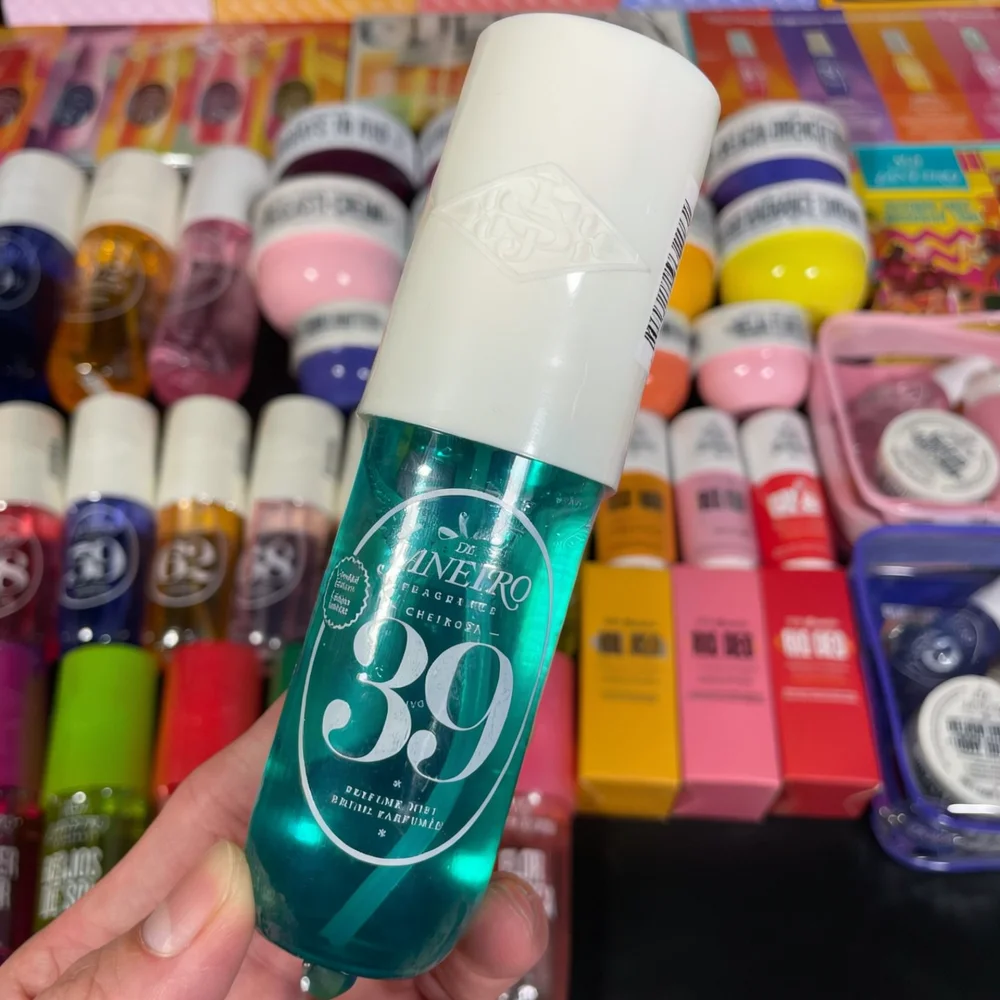 Lüks Seyahat Bakım Seti, Kokul - Luxury Skincare Essential incelemesi ve fiyatı
