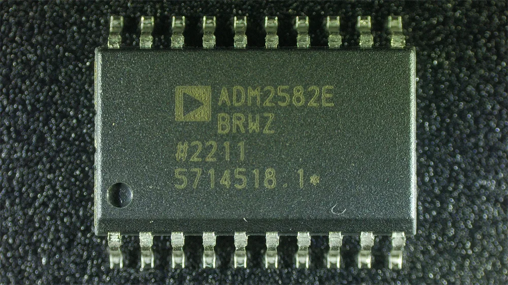 ADM2582EBRWZ-REEL7 ในสต็อก