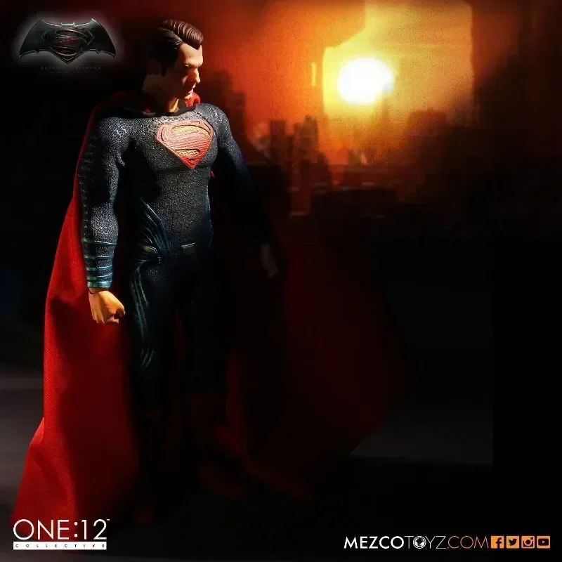 Mezco Dc Justice League Clothing Superman Batman Action Figures Model 1/12 Statue Toy Desktop Decoration Surprise Christmas Gift