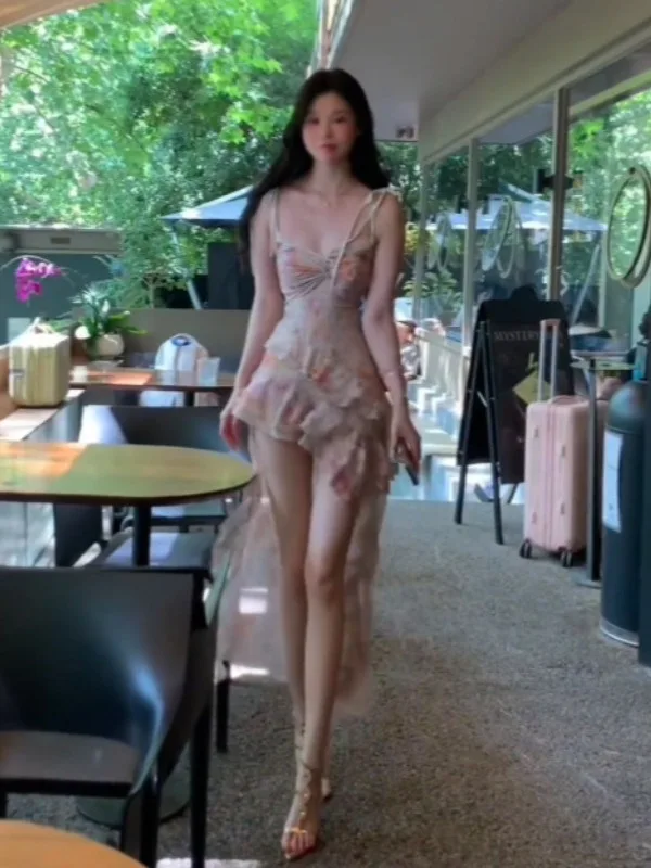 Einzigartige schöne unregelmäßige Schwanz Strand Vaion Sle Floral Strapl Dr Sommer faionable Damen Svel V-ne Dr