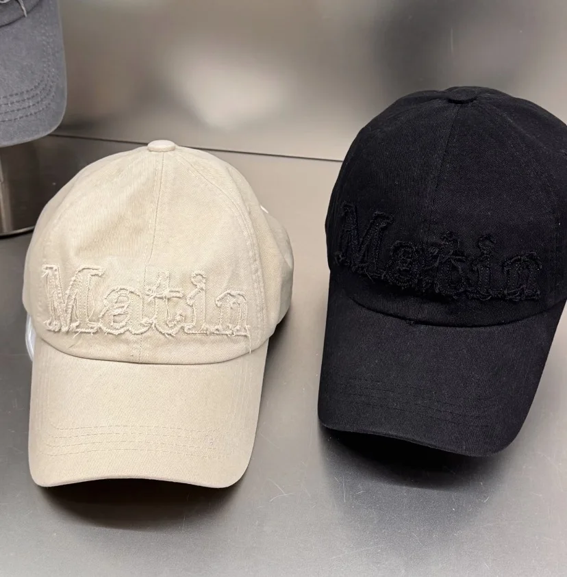 Matin 26SS Broken Tassel Baseball Cap Unisex Autumn Winter Cotton Hat Youth Badge Pattern Cap for Men And Women