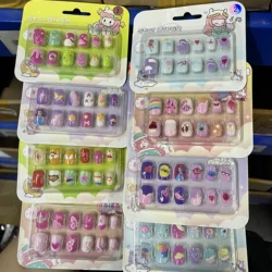12pcs Cute Kids Dress-Up Fake Nail Girls Press on Nails Princess Pretend Play Toy Nail Tips Self-adhesive Children False Nails *