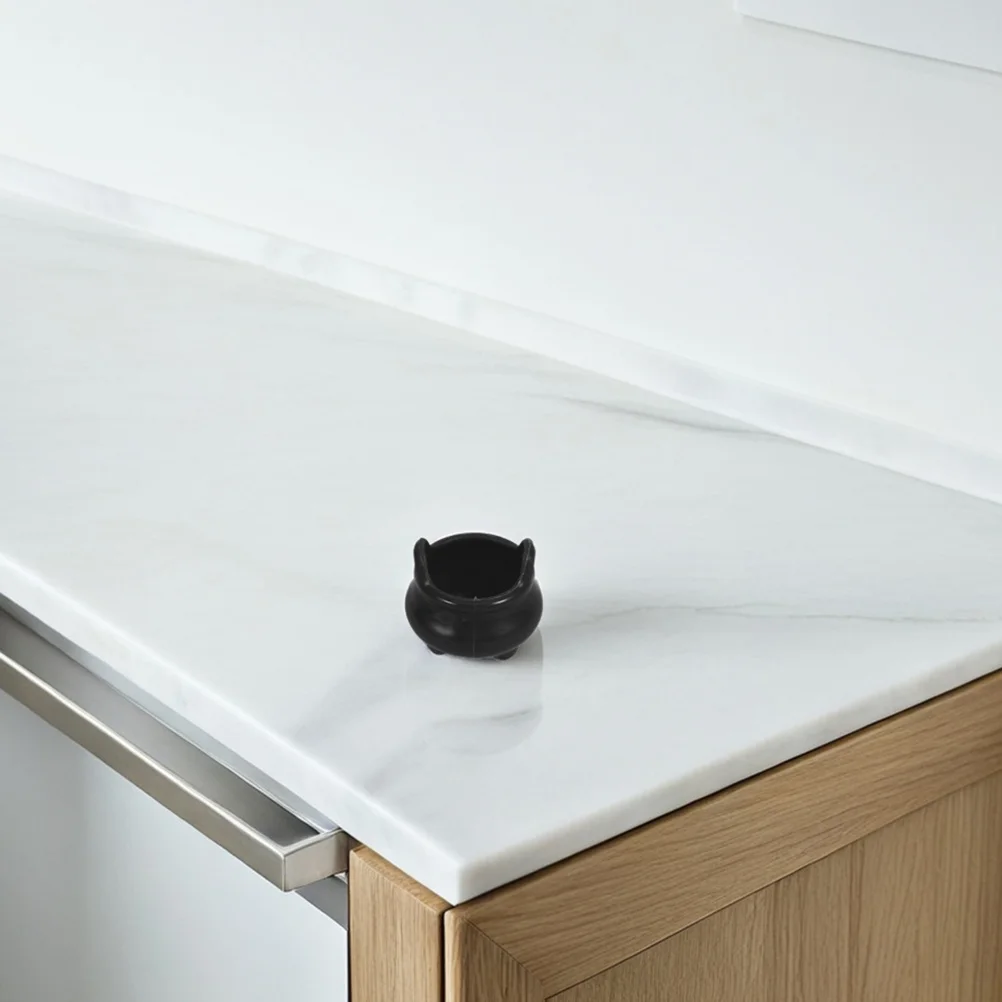 

32 Pcs Haunted Props Miniature Cauldron Pot Decoration Halloween Plastic