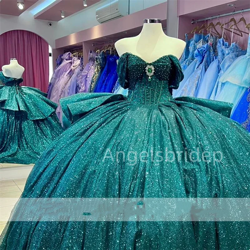 Angelsbride Customized Emerald Green Ball Gown Quinceanera Dresses Tiered Off Shoulder Beading Sweet 16 Dress Vestido De 15 Anos