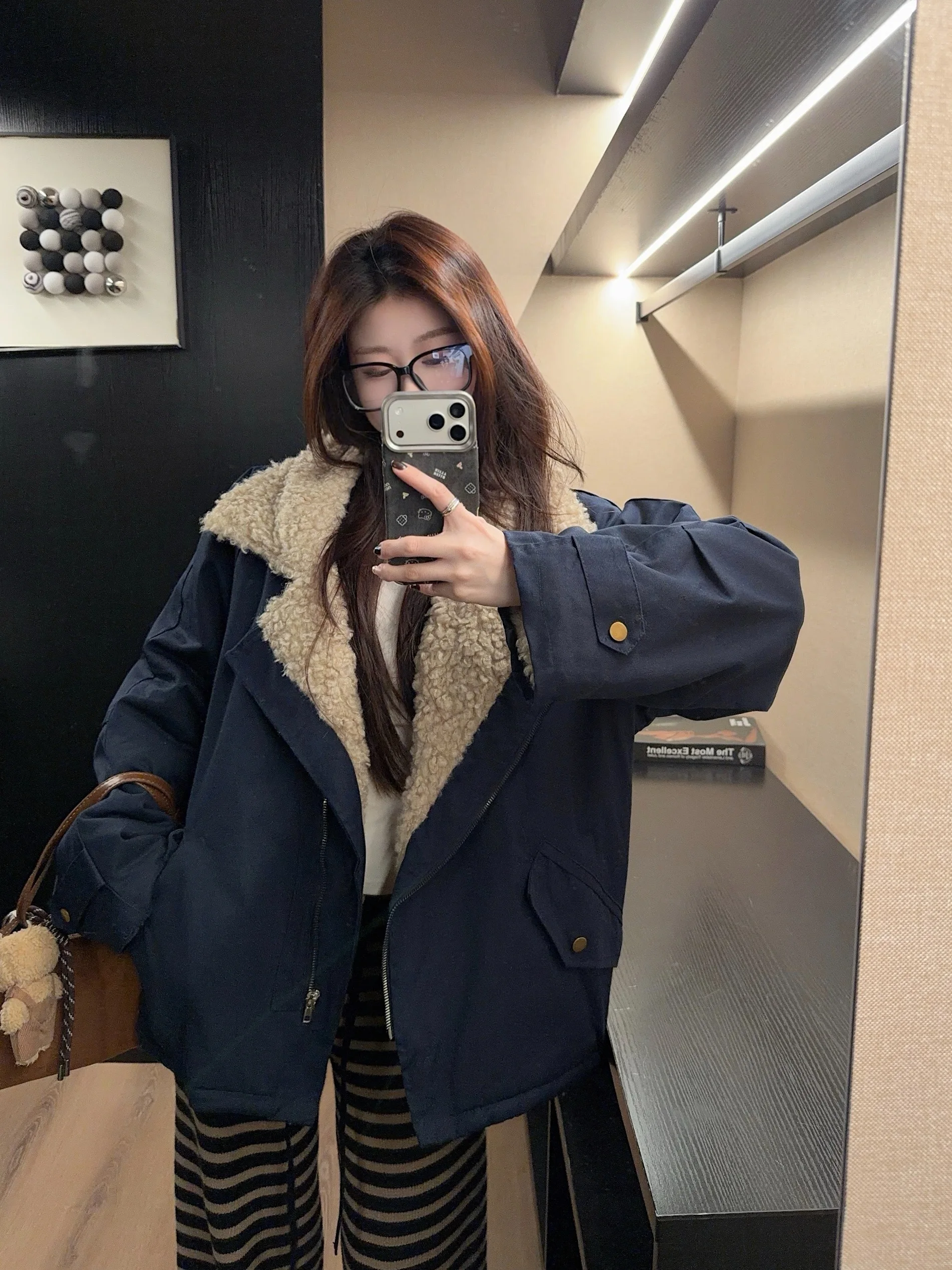 

Модная, мягкая и удобная куртка из овечьей шерсти, мотоциклетная одежда, двусторонняя, осенне-зимняя, новинка, женское короткое пальто