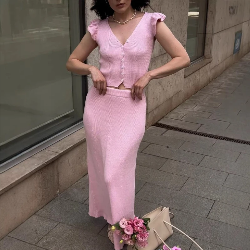 

TARUXY Knitted Skirt Set Women Elegant V-Neck Short Sleeve Top Slim Long Skirt Set 2026 Summer New Female Commuting Fashion Set