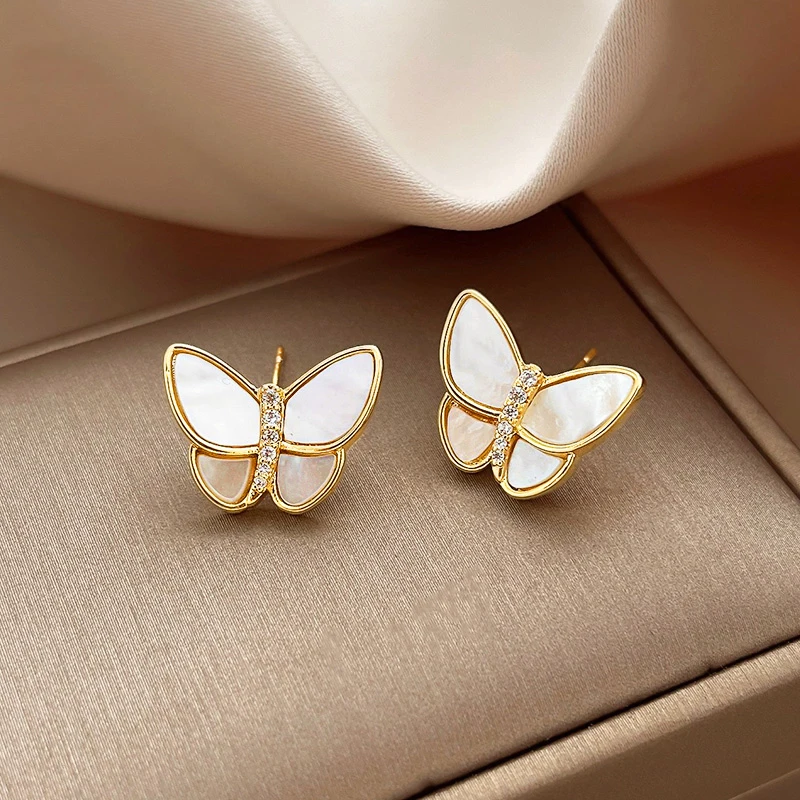 2023 New Classic Inlaid Shell Butterfly Gold Color Stud Earrings For Women\'s Fashion Elegant Jewelry Party Luxury Accessories