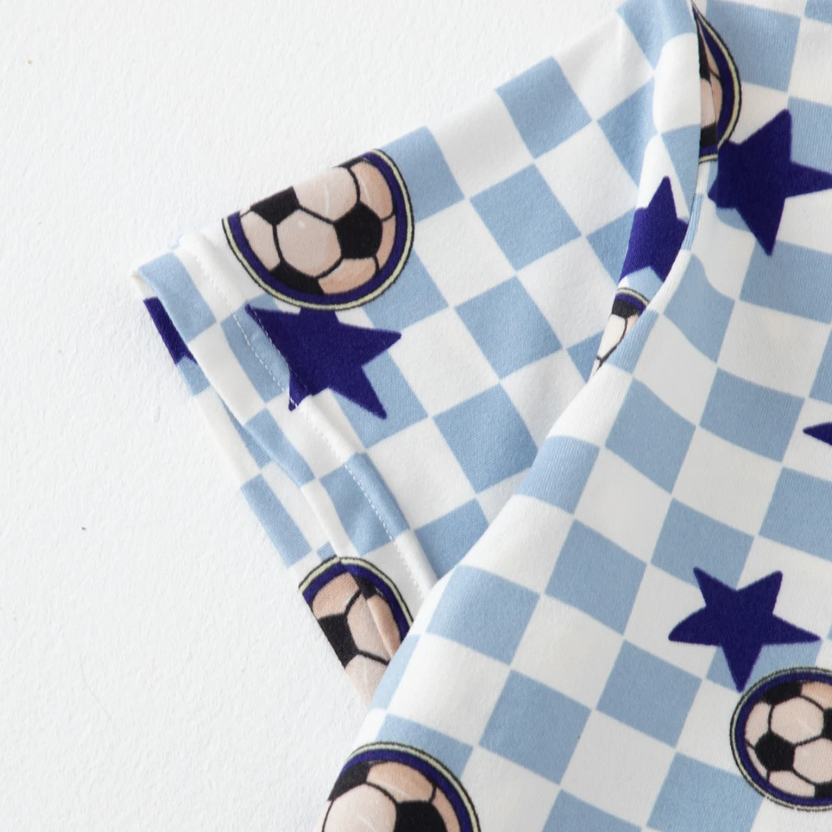 3-teiliges Frühling/Sommer-Kinderset, kurzärmelige Pyjamas, Shorts, feuchtigkeitsabsorbierende und bequeme Freizeithosen, modisch für zu Hause – Detail 7