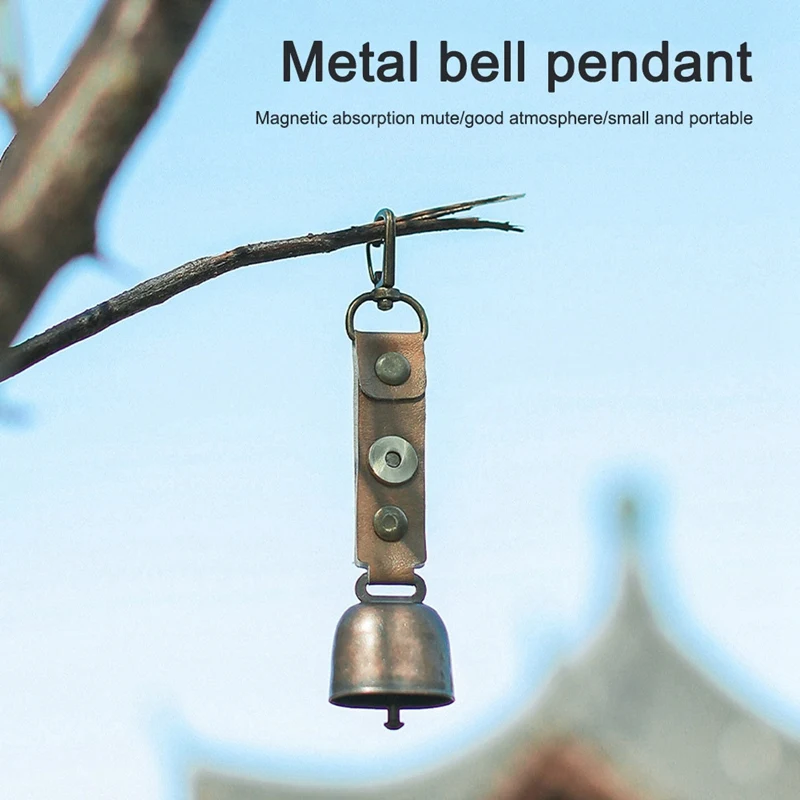 DW-Outdoor Bear Avoidance Bell Camping Atmosphere Wind Chime Pendant Keychain Accessories Hiking Reminder Bell Pet