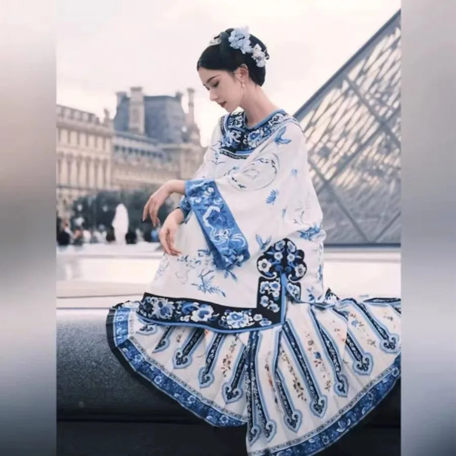 تشينغ أنثى زي كول ريترو النمط الوطني الطباعة الوقوف طوق مائل سلالة الحصان الوجه تنورة التطريز القديم #2