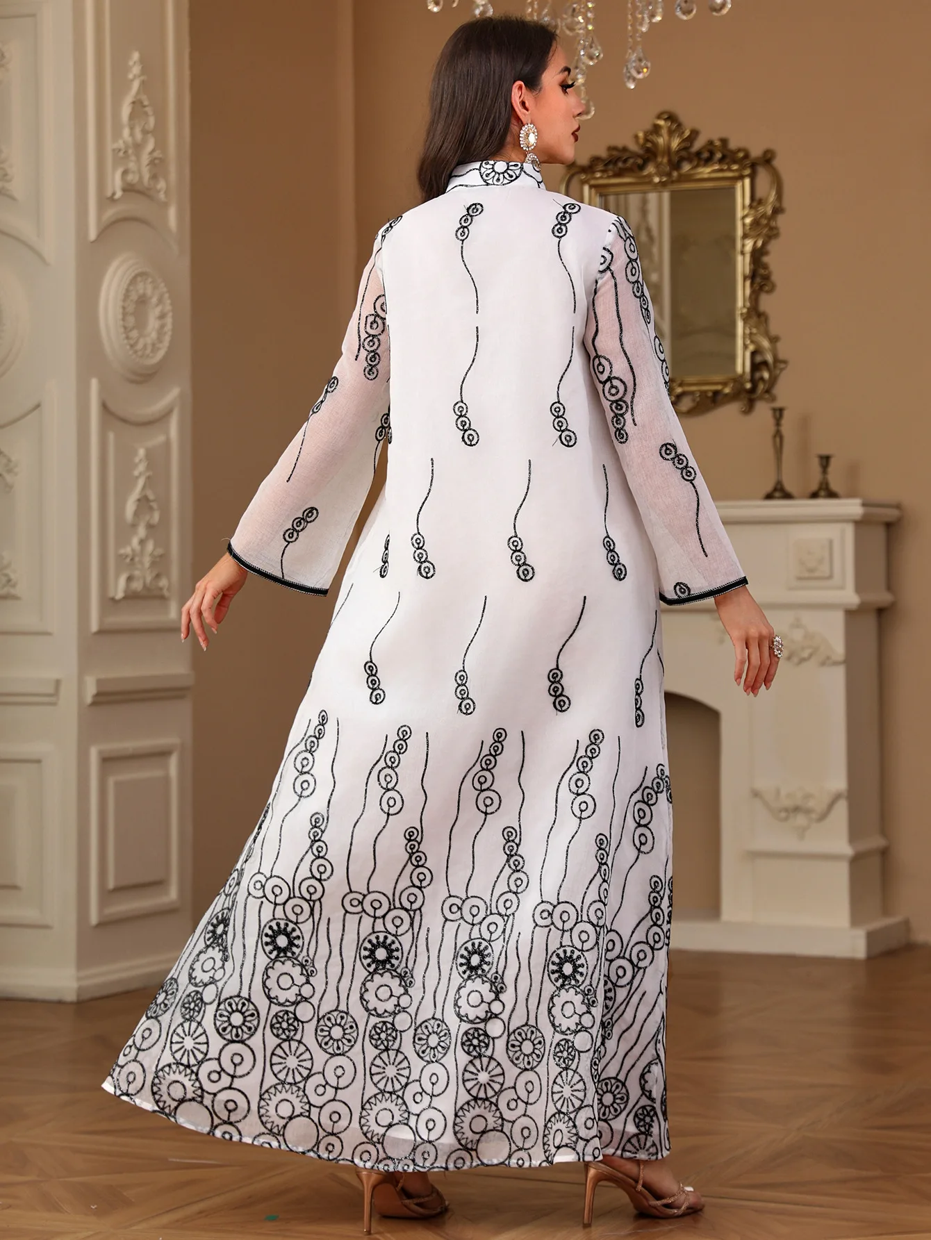 Abaje damskie muzułmańskie w stylu tureckim z Bliskiego Wschodu: sukienki z długim rękawem z siateczki, haftowane aplikacjami premium w stylu saudyjskim. M-XXL