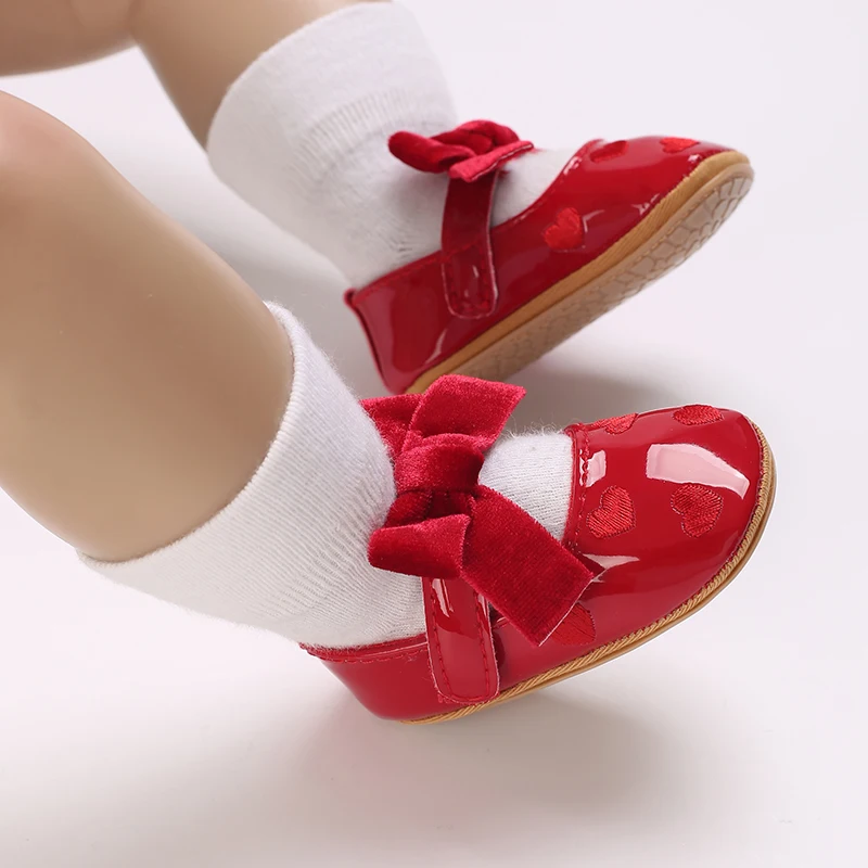 Baby Girls Cute Moccasinss Heart Pattern Bowknot Soft Sole PU Leather Flats Shoes First Walkers Non-Slip Princess Shoes