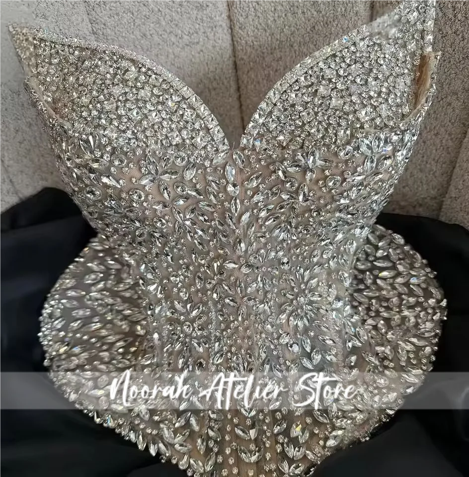 أرجواني لامع بكتف واحد المملكة العربية السعودية ترتر لؤلؤ فساتين سهرة فاخرة 2025 ثوب زفاف فساتين حفلة موسيقية فستان مخصص