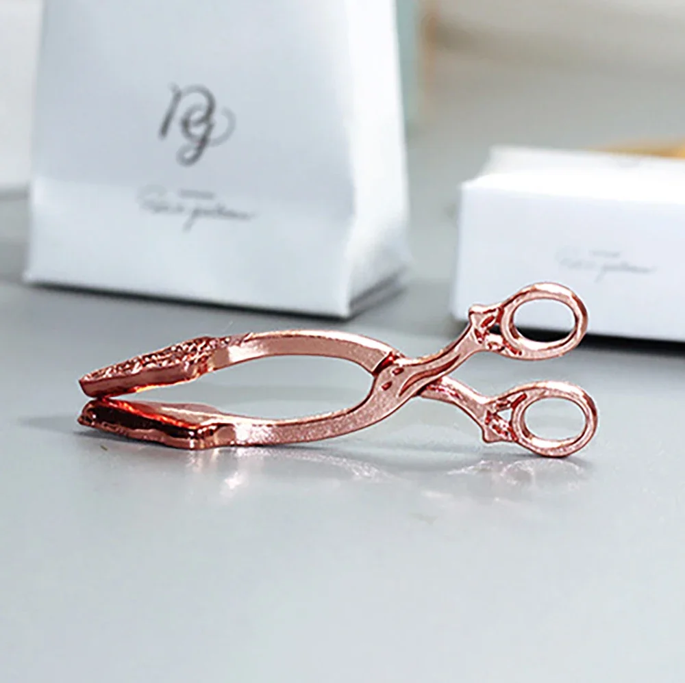 1/12 Dollhouse Miniature Bread clamp Mini Clip Model Toy for Doll House Accessories Decoration ob11 bjd