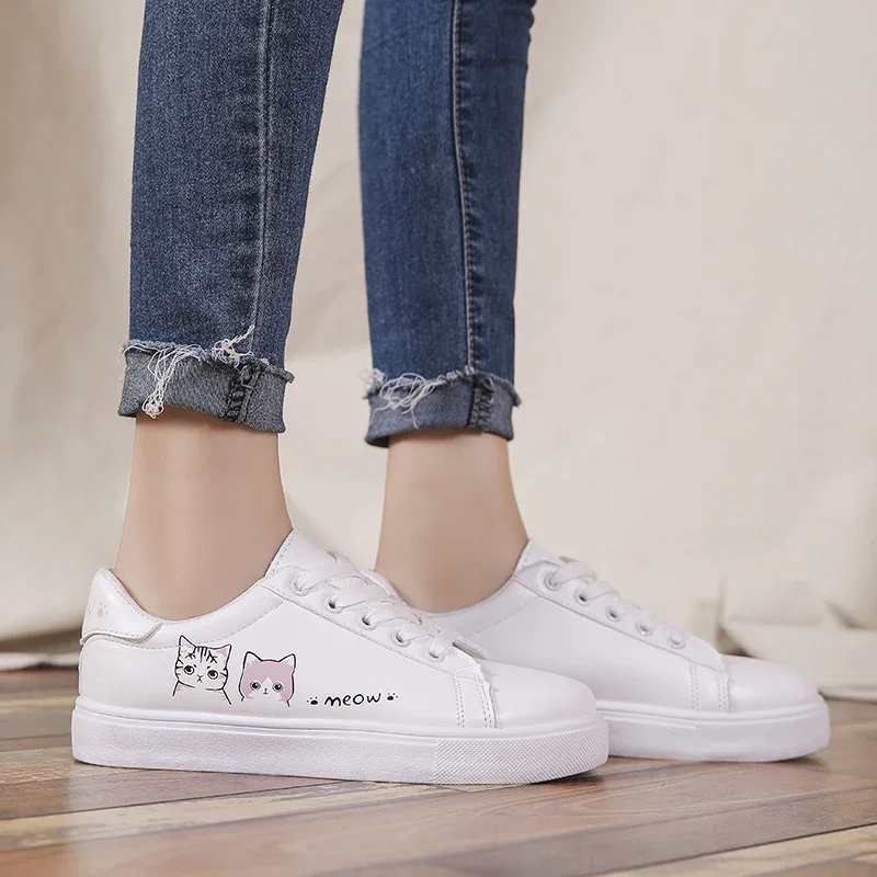 Spring Fashion Embroider Breathble Vulcanized Shoes Women Sneakers Pu Leather Platform Shoes Women Lace Up Casual Shoes White