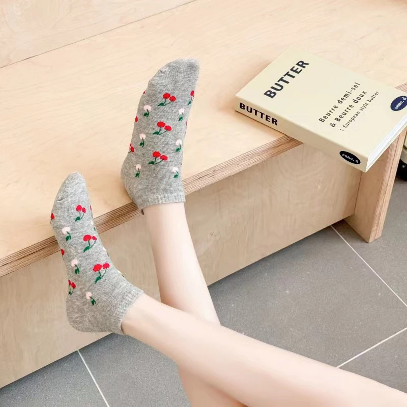 5 Pairs Womens Funny Socks Spring And Autumn Fruit Ankle Socks Avocado Lemon Strawberry Banana Harajuku Casual Short Socks 35-40