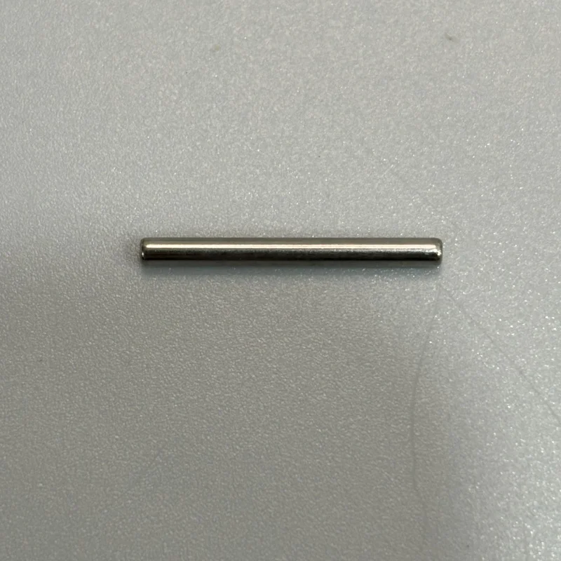 

Подходит для Stihl MS261/362/462, штифт цилиндра бензопилы 1,8*19, подлинная гарантия, подделка, одна компенсация, десять NN