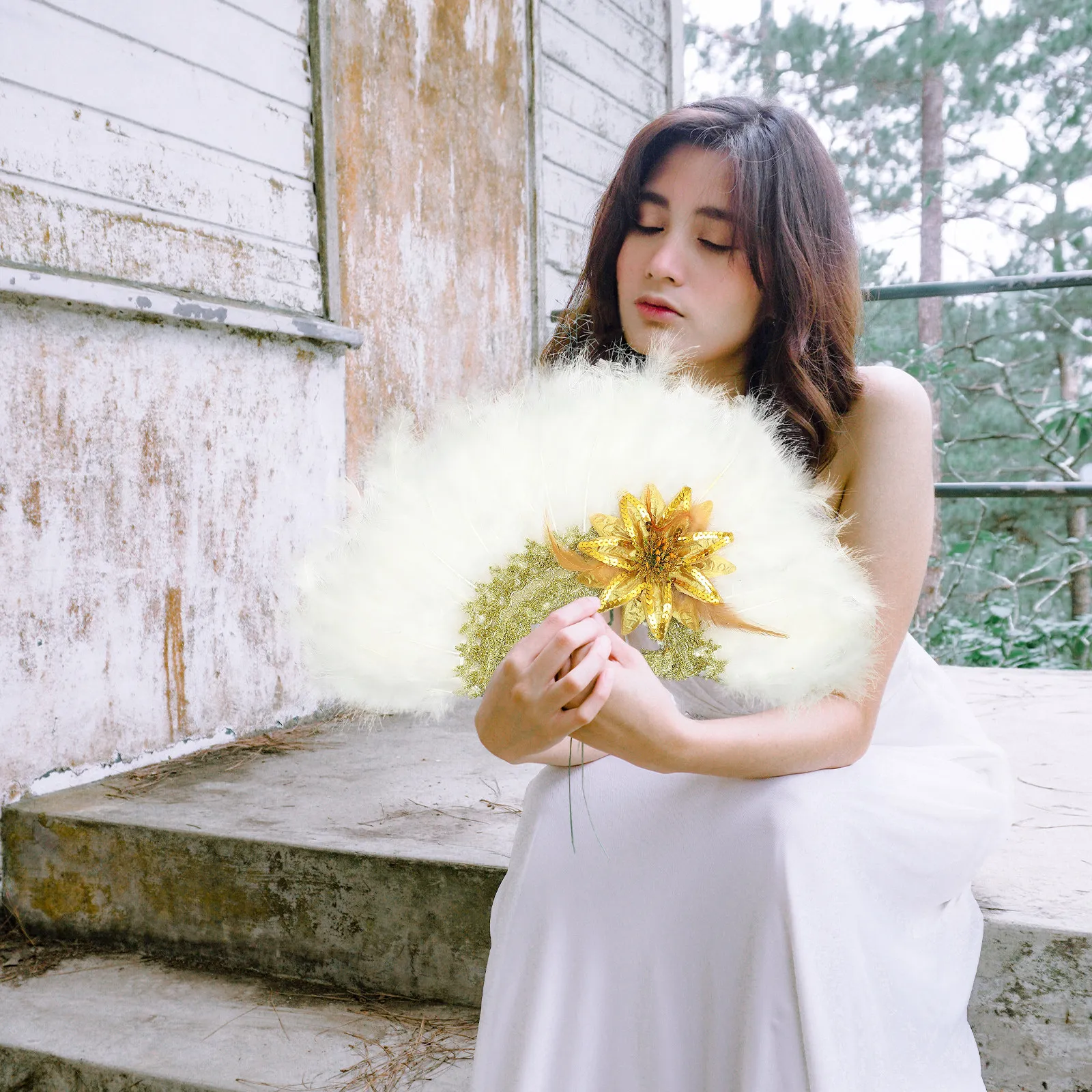 

Premium Plume Fan Handheld Elegant Bridal Wedding Accessory for Party Stage Performance Photo Prop Women Gift Bridal Plume Fan
