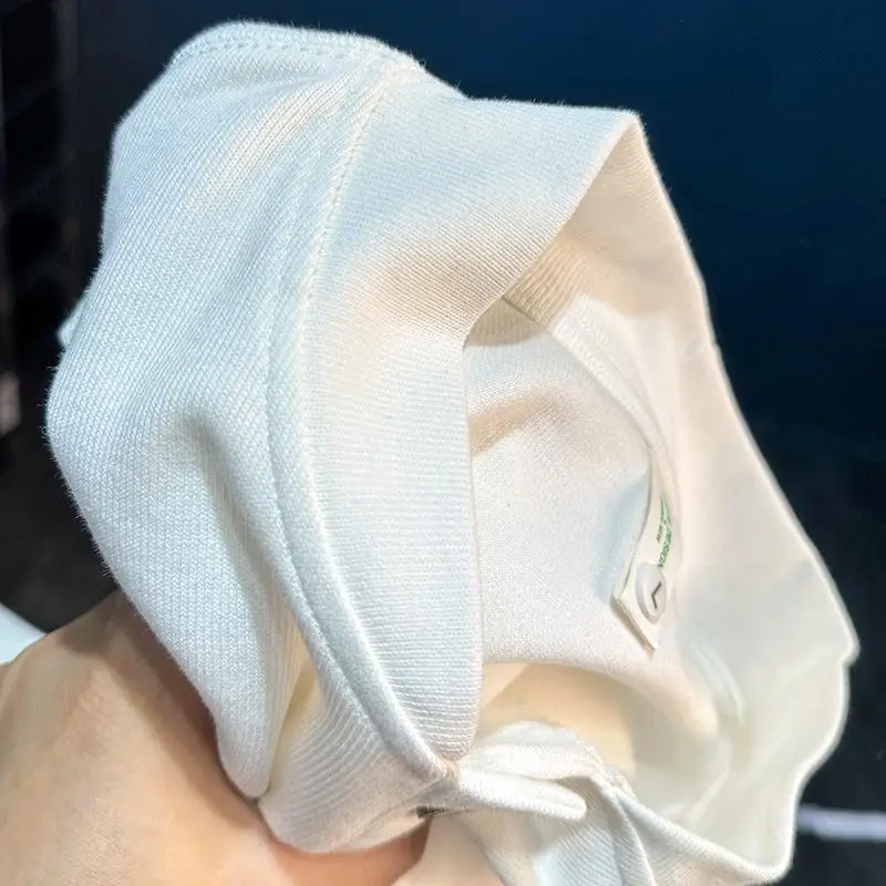 تي شيرت رجالي بأكمام قصيرة للرجال الصيف الاتجاه الأمريكي 2025 جديد الرجال الراقية فضفاض بلون علوي