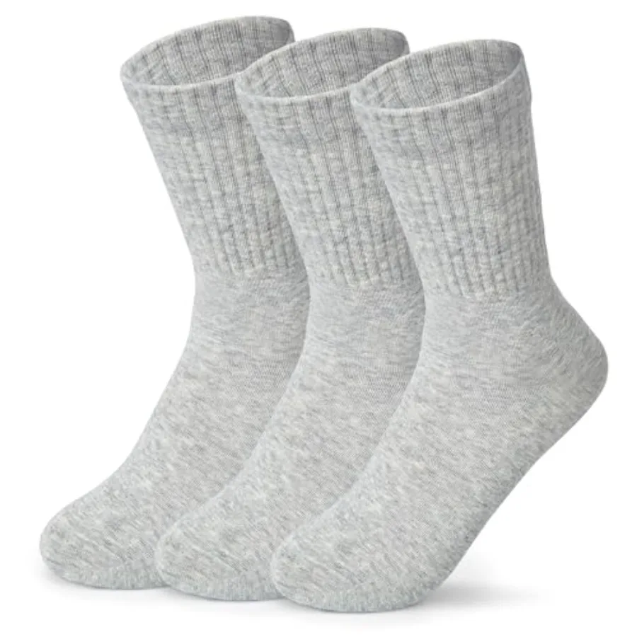 

Cute crew socks for women made of thin cotton fabric ideal for wearing above ankle with bootie style perfect for everyday casua