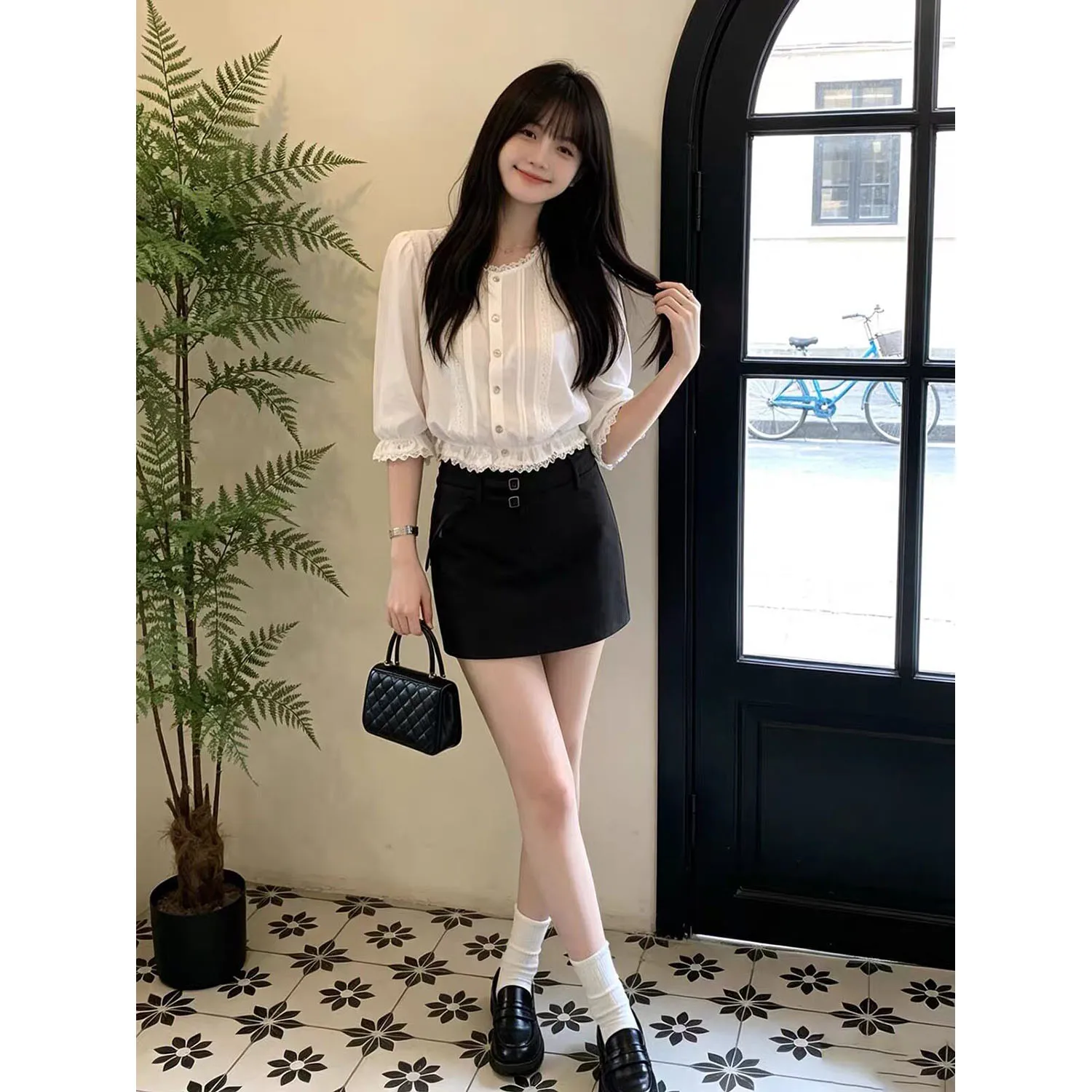 Korean Style Slim Fit Pure Color High Intelligence Gentle Lace Short Sleeve Blouse Fashionable Floral Trim Top for Women