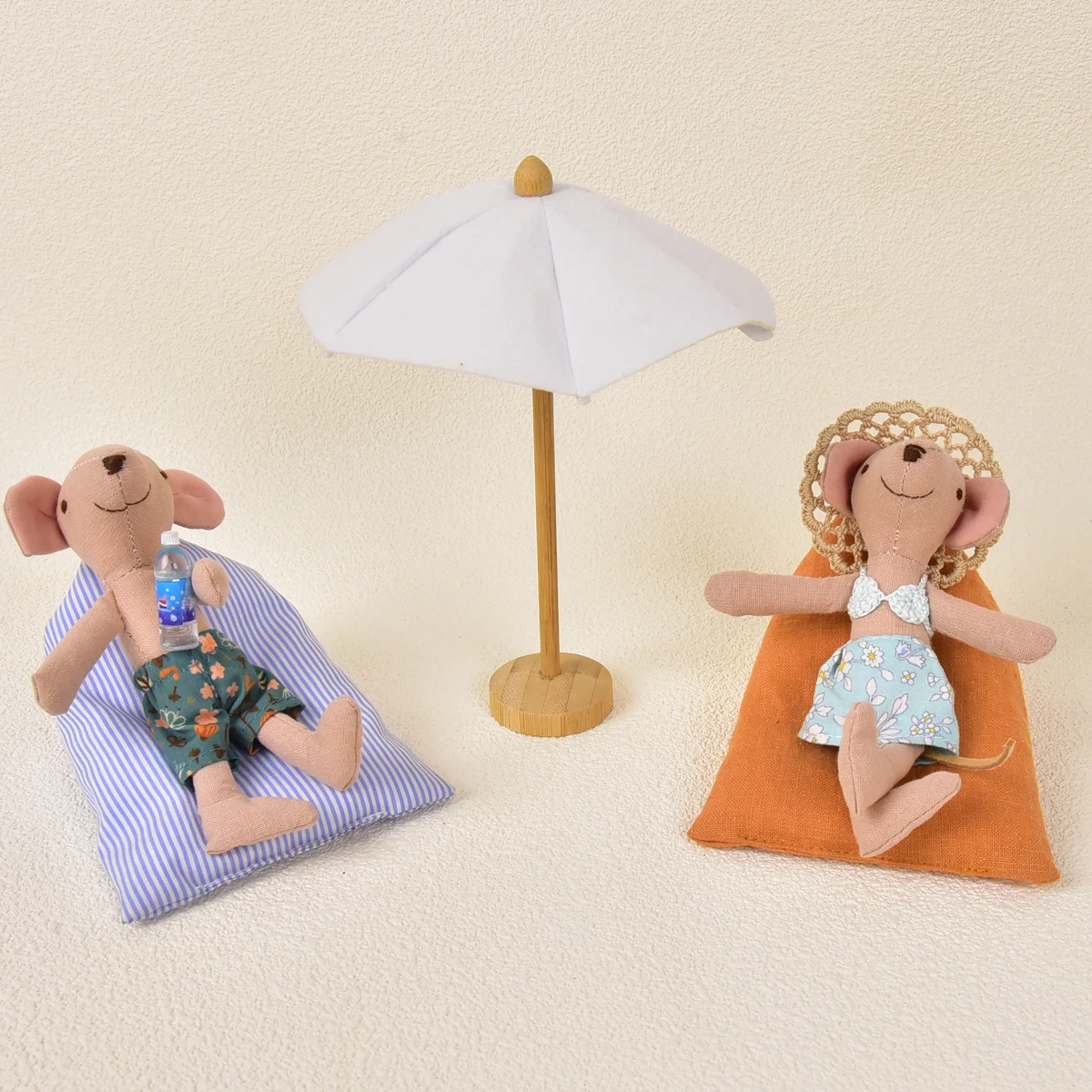 H -13 cm Spielhaus-Puppen-Strandhose, Bikini-Maus, geeignet für Bjd Ob11 Puppenhaus-Ornamente, geeignet für Kindertagsgeschenke, Geburtstagsgeschenke