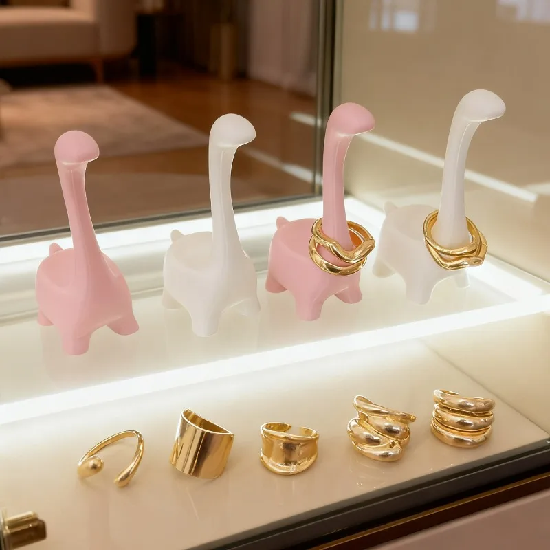 Creative Cartoon Dinosaur Ring Holder white Multi Functional Durable Jewelry Packaging Display Ring Stand Tools Accessories