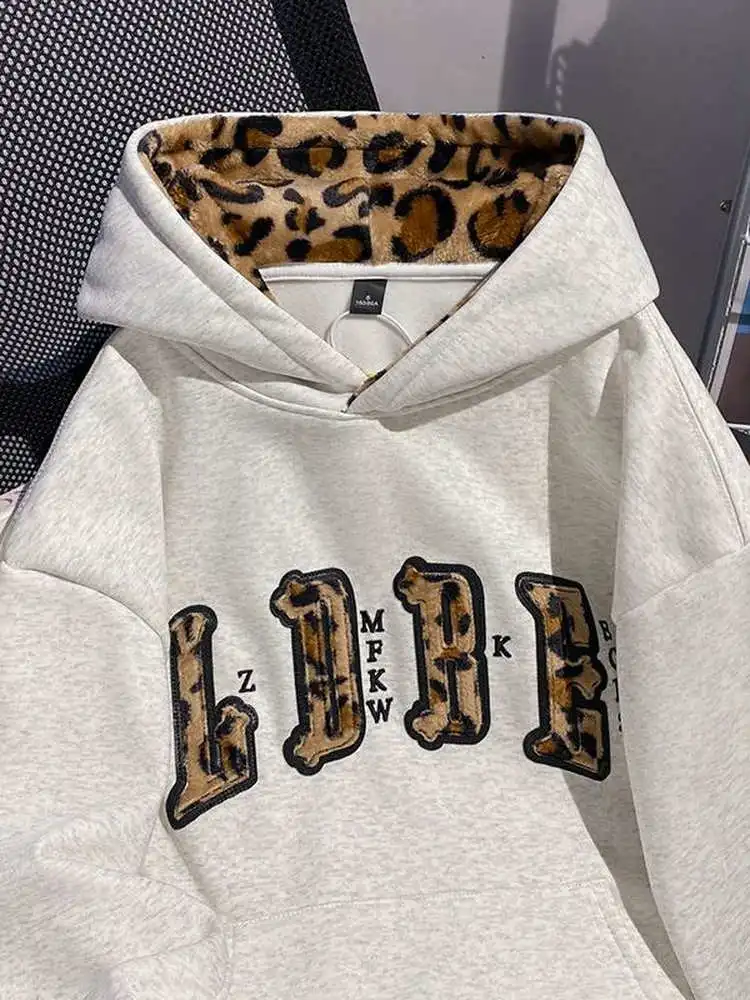 Bluza z kapturem plus size 300 Pou w stylu amerykańskim retro, haftowana, w panterkę, damska, jesienno-zimowa, ocieplana, z podszewką.