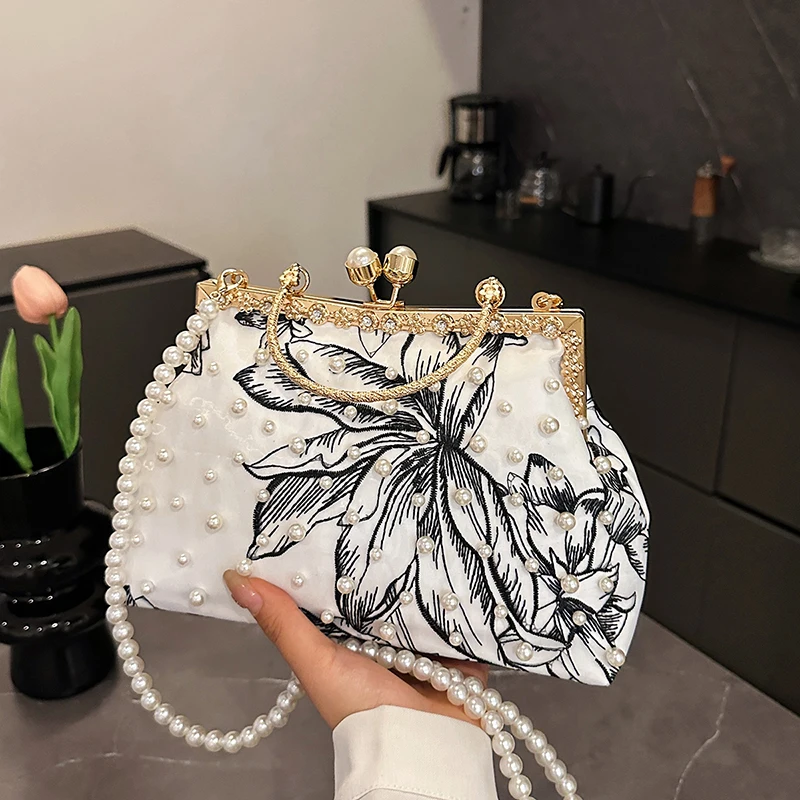 

Elegant Ladies' Evening Bag Ink-Washed Style Floral Pearl Beaded Chain Crossbody Bag Handbag Wedding Party Dress Banquet Clutch