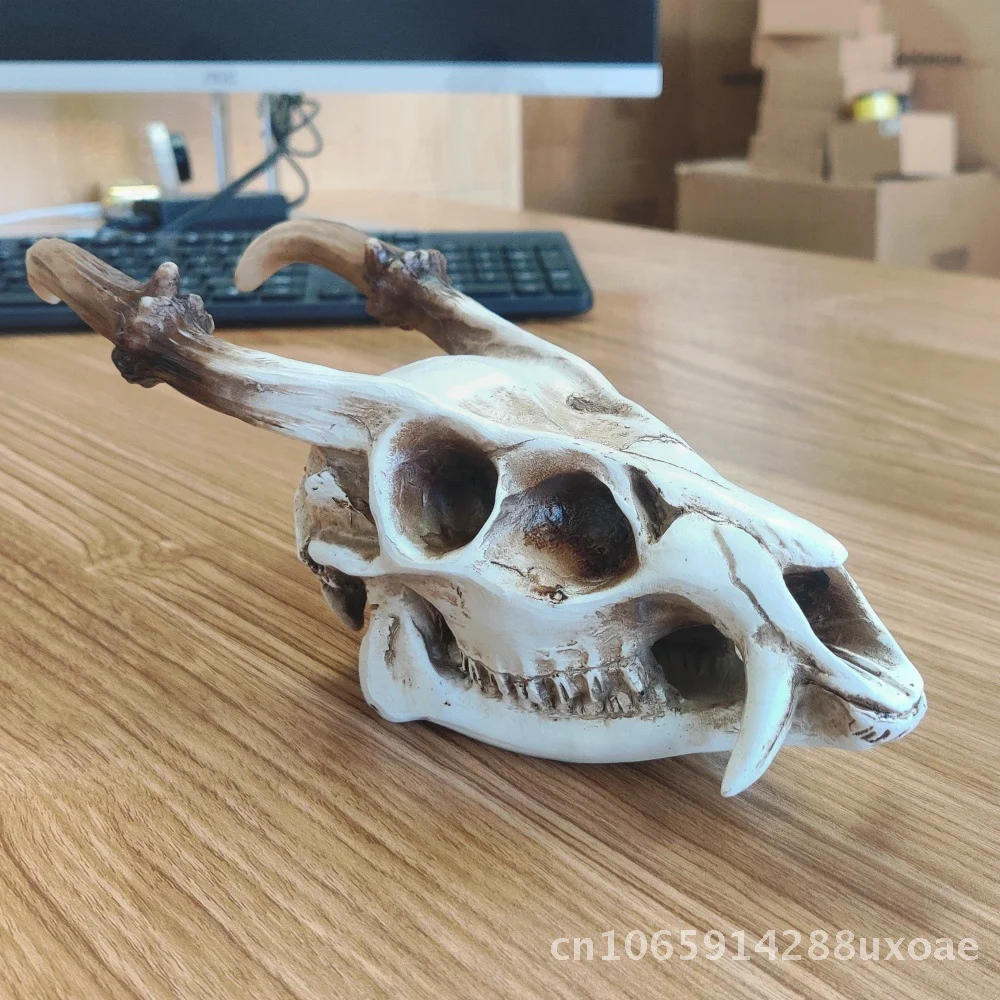 

Retro Stereoscopic Goat Skull Ornament Viking Gothic Style Synthetic Resin Decor for Study Bar Party Desktop Animal Theme