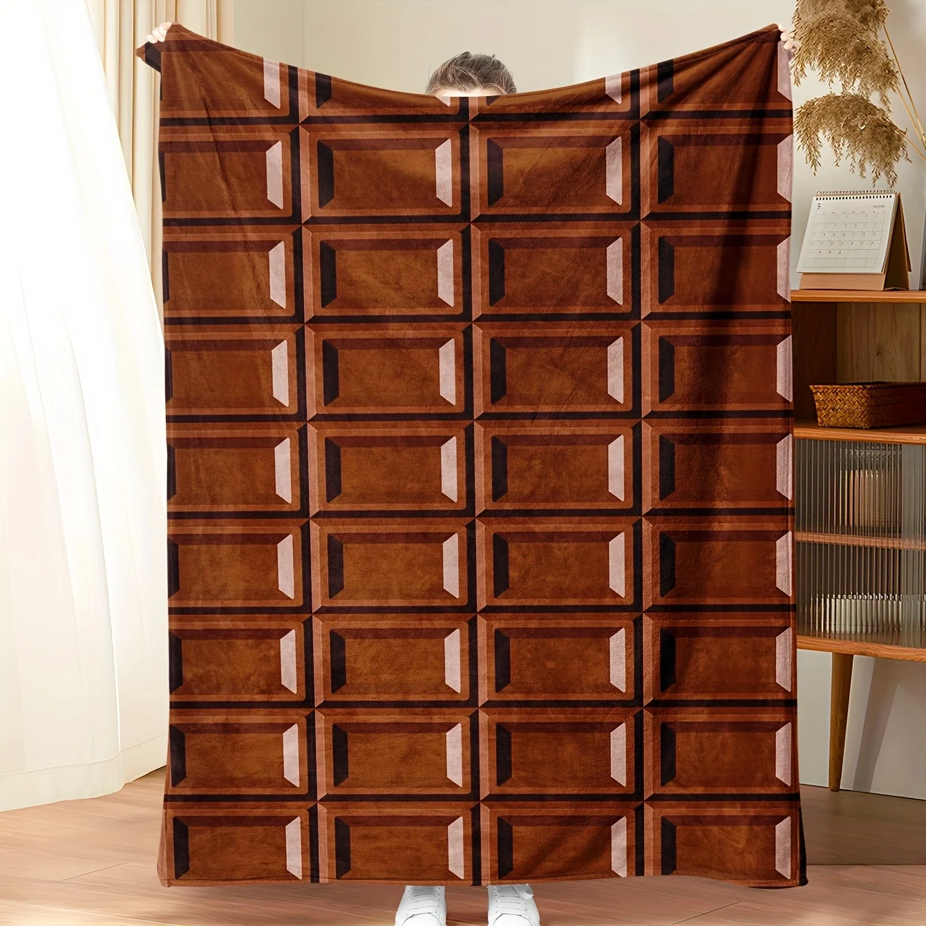 Chocolate-colored pattern Flannel printed blanket suitable for all seasons suitable for living room office sofa and travel