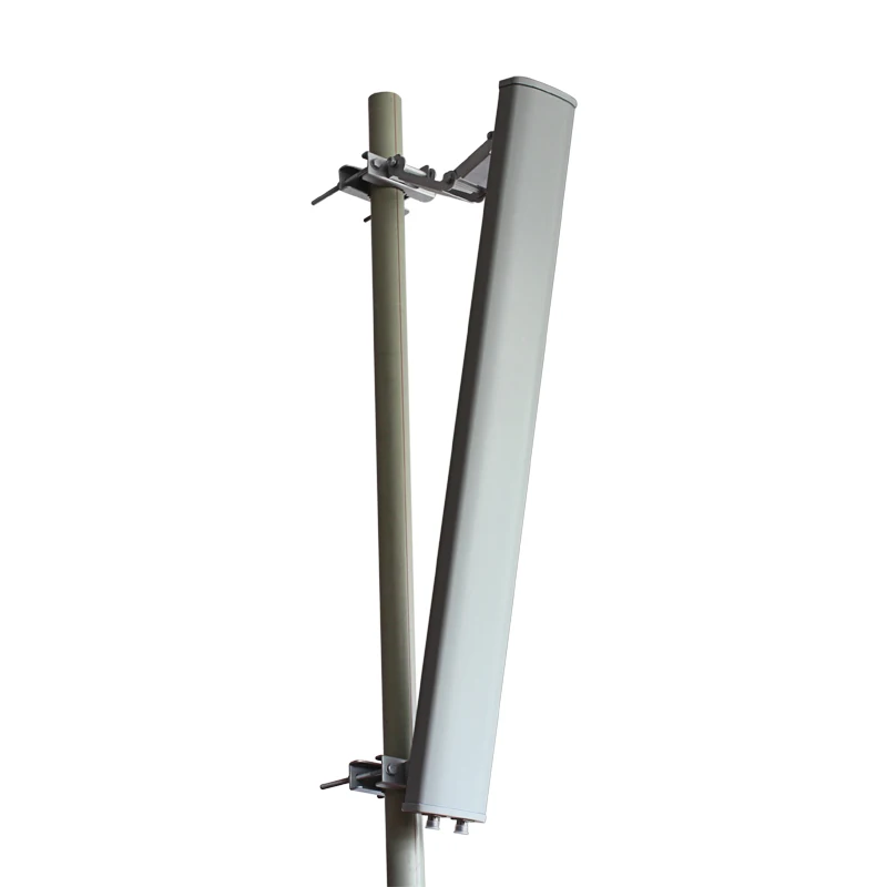 2025 Outdoor Waterproof WiFi Extender Access Point Single-Band 2.4GHz with 17dBi Directional Antenna in Stock
