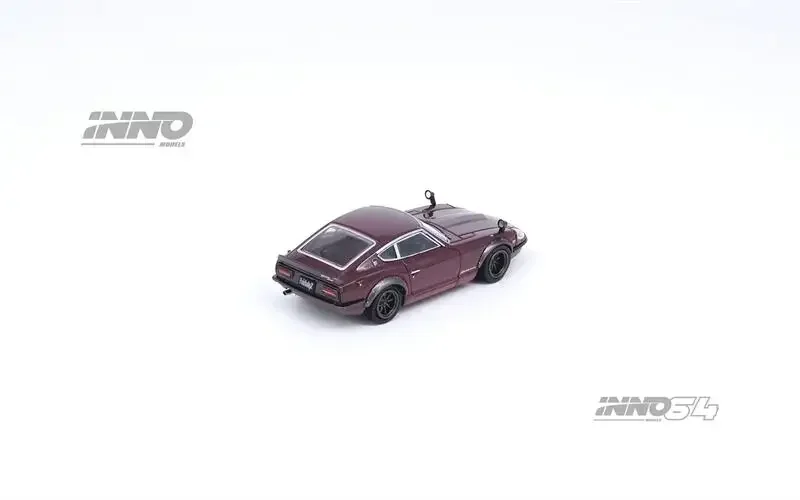 INNO 1:64 FARLADY 240ZG (HS30) Diecast Model Car