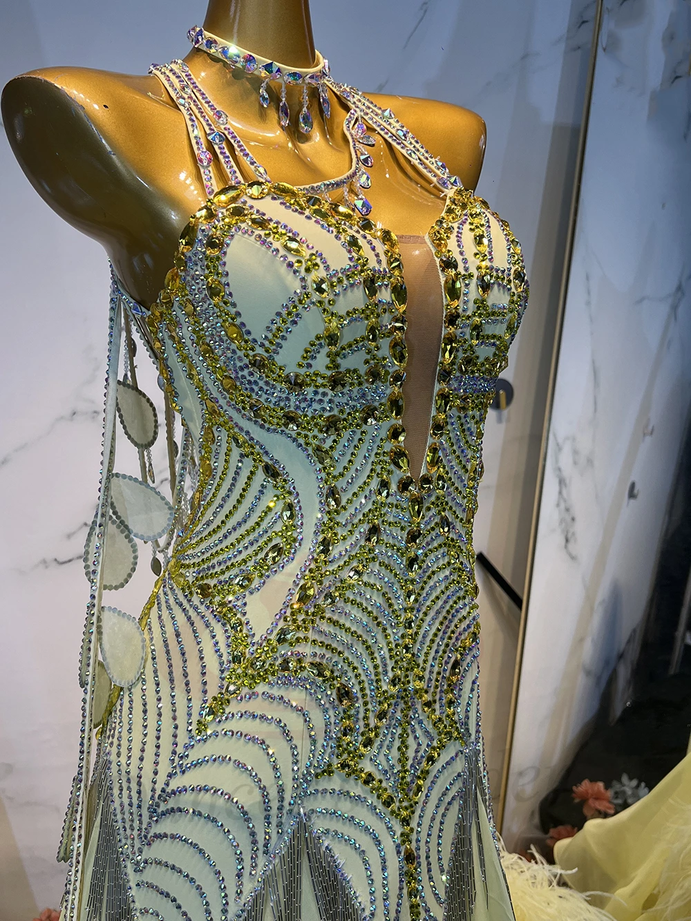 

Latin Dance Costume AB Stone Female Adult Children High-End Custom Silver Tassel Yellow Large Skirt Samba Performance Dress