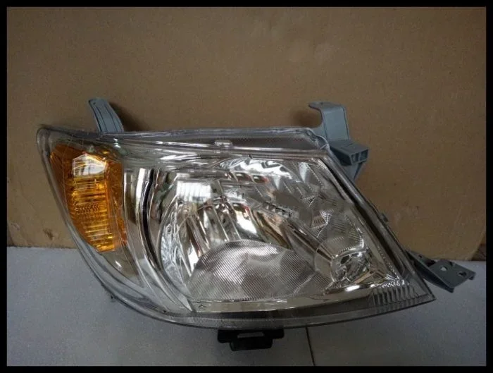 Osmrk headlight assembly for Toyota HILUX VIGO 2004-2007