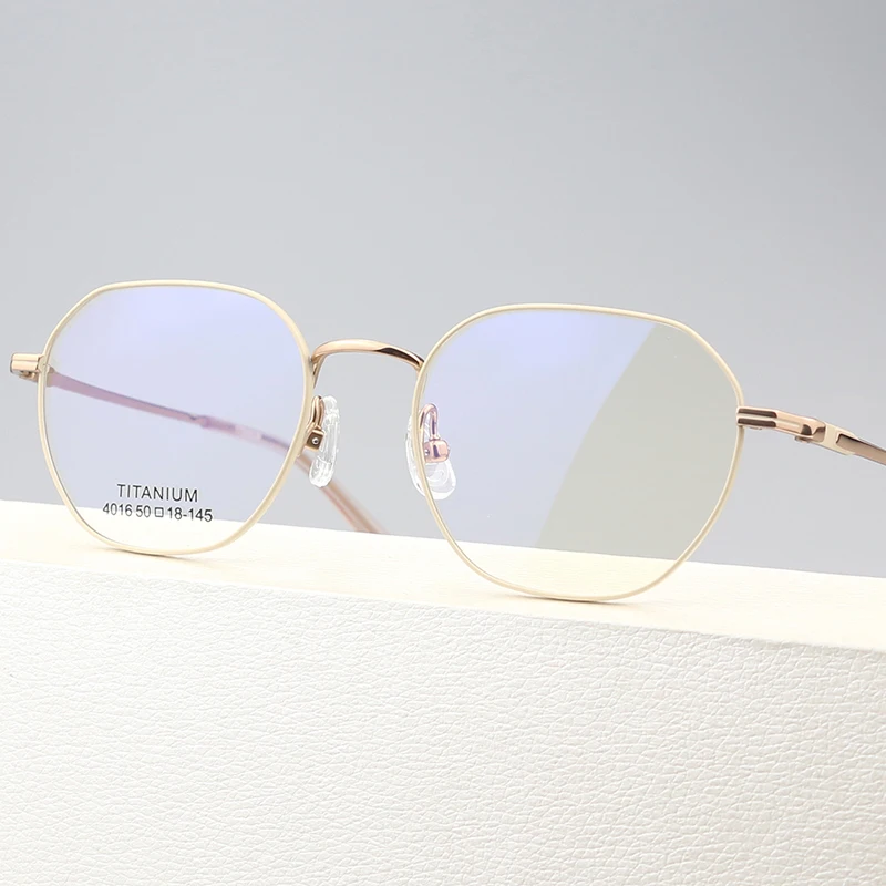 

Fashion Ultra-light Fashion Optical Eyeglasses Prescription Myopia Eyewear Men Women Titanium Glaesses Frames Spectacles